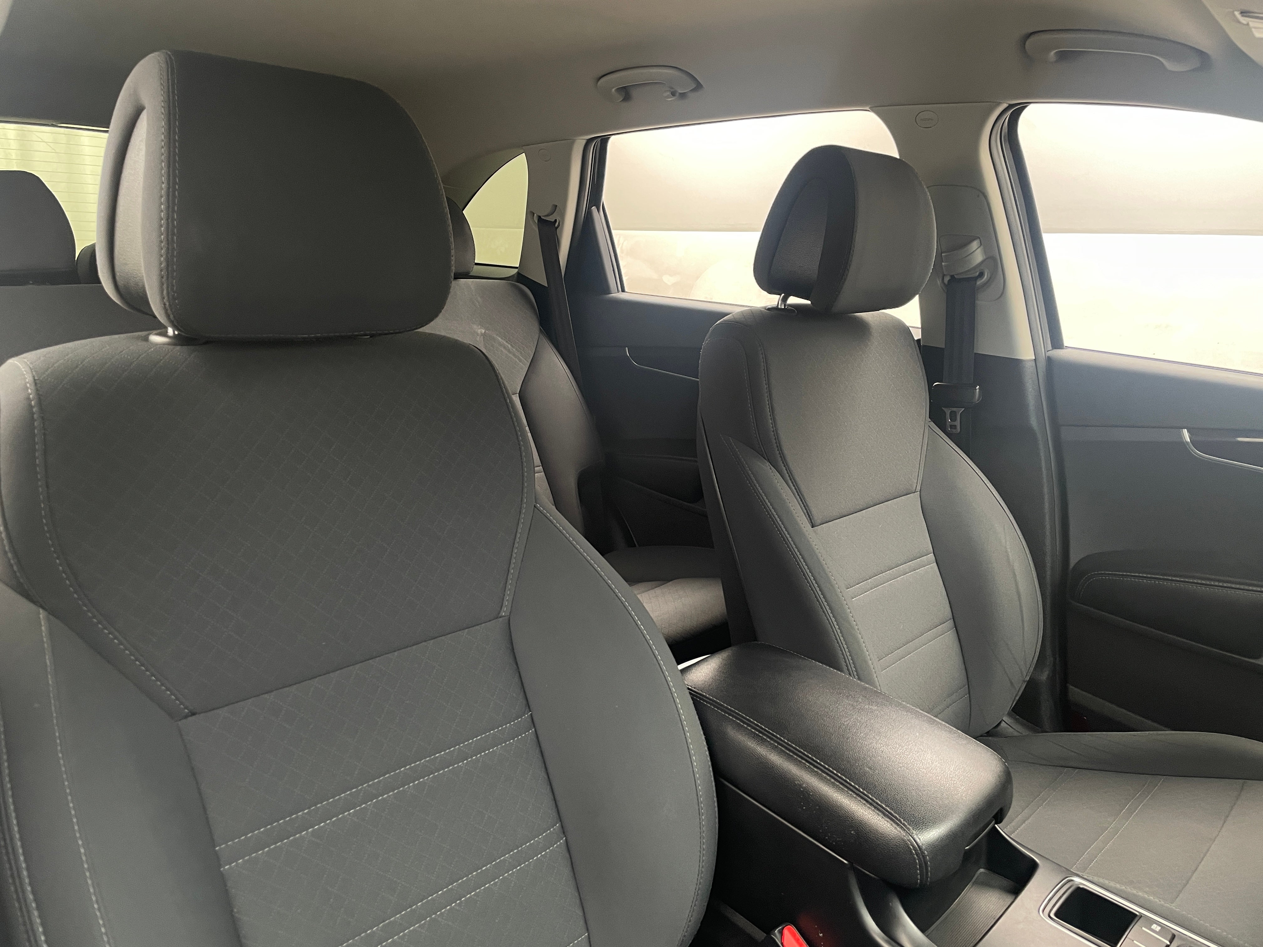 2016 Kia Sorento LX 2
