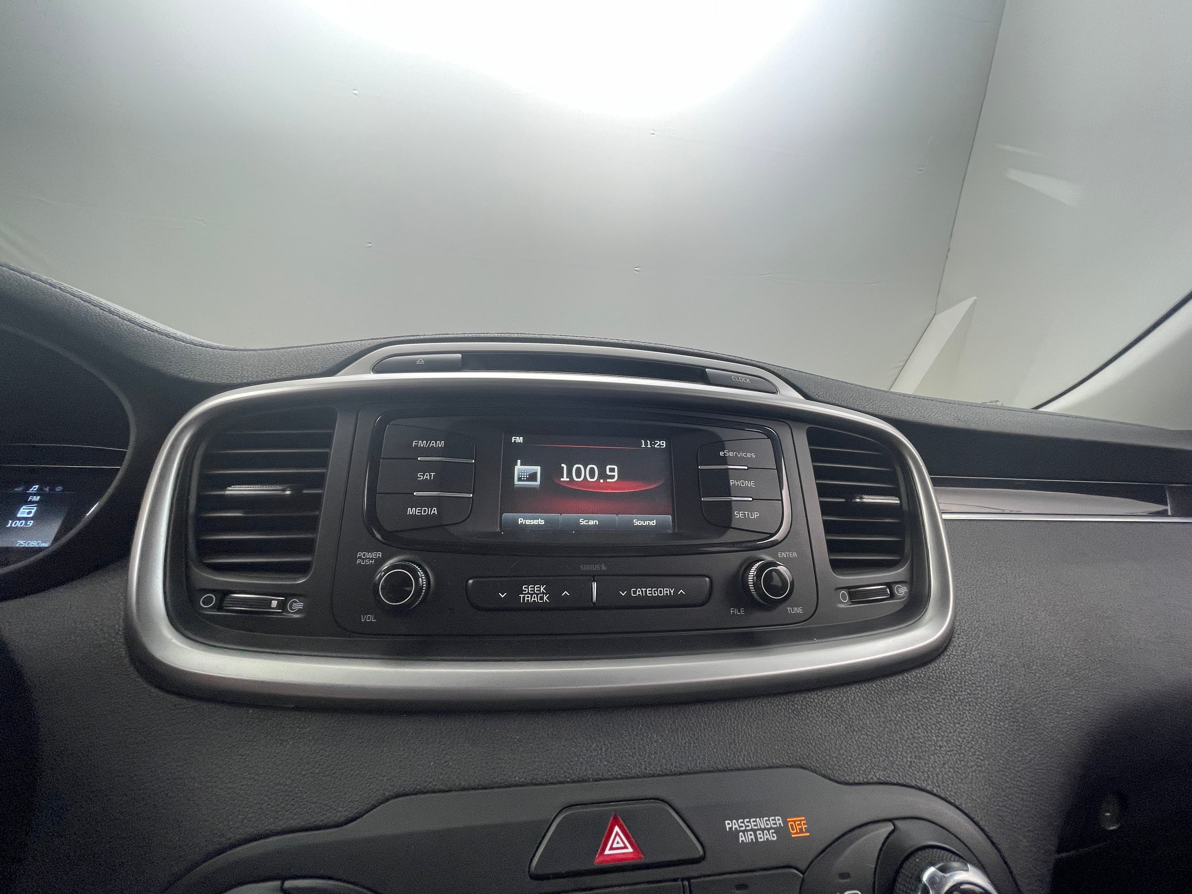 2016 Kia Sorento LX 4