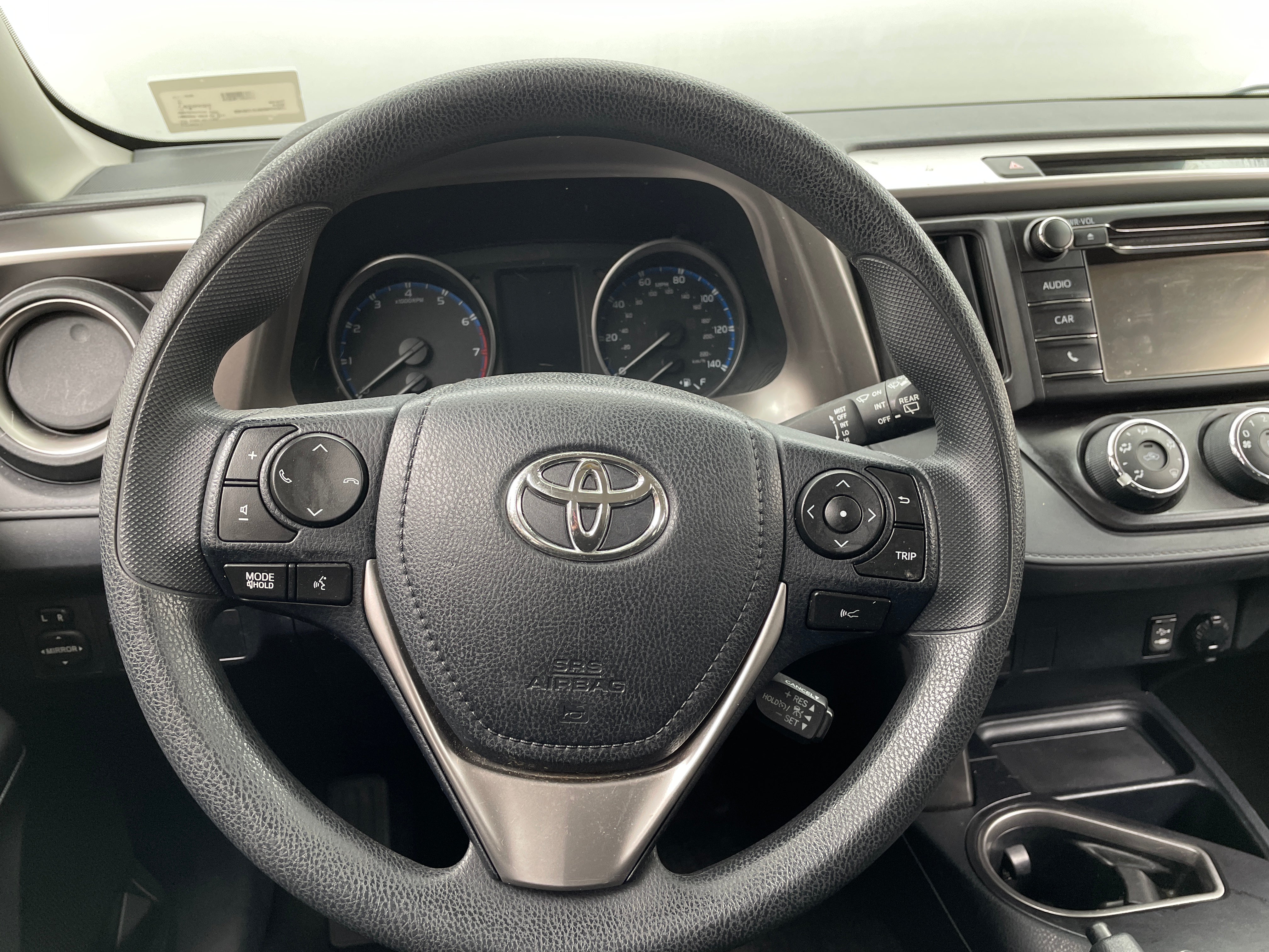 2018 Toyota RAV4 LE 5