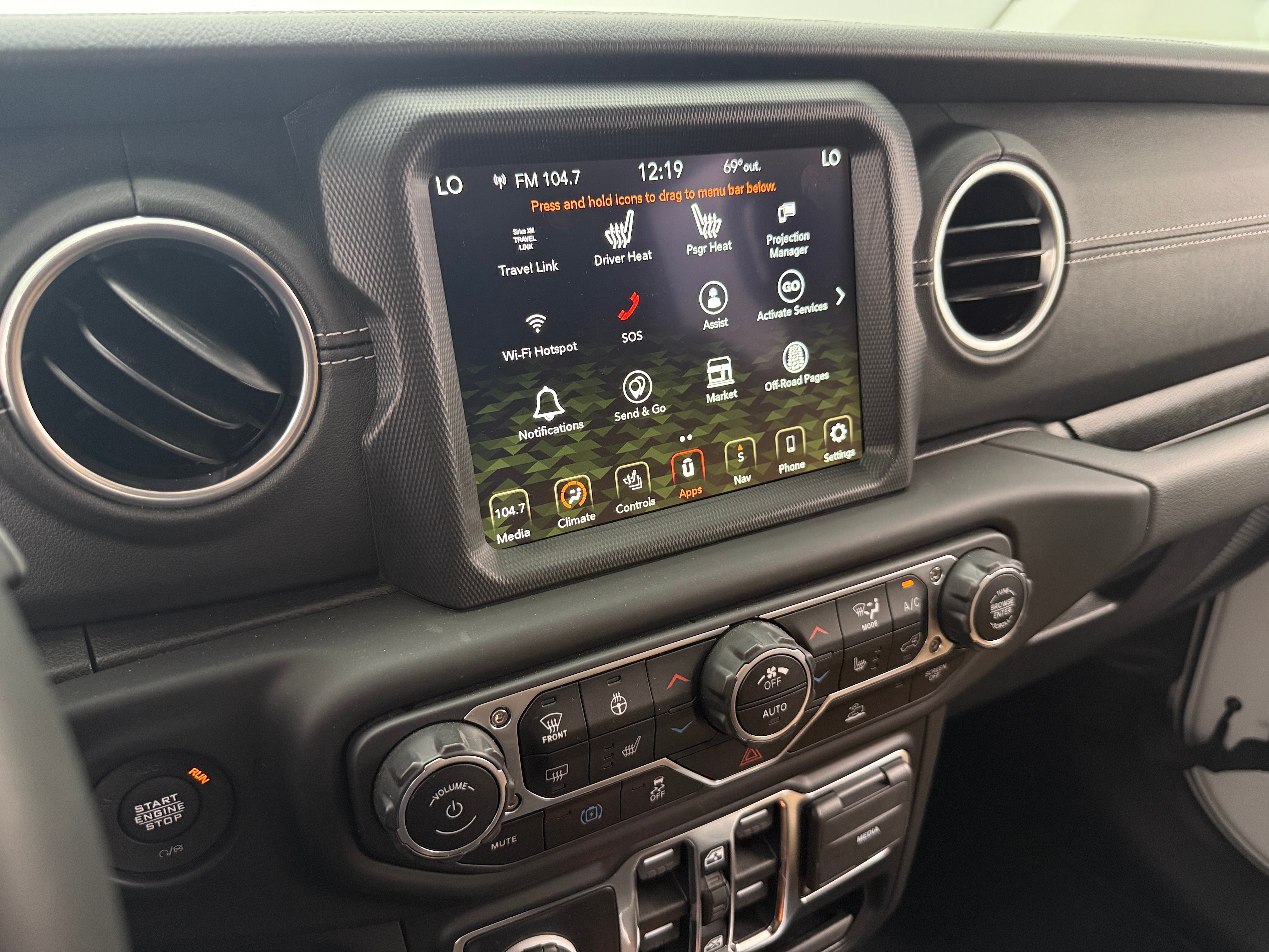 2023 Jeep Wrangler Sahara 4xe 3