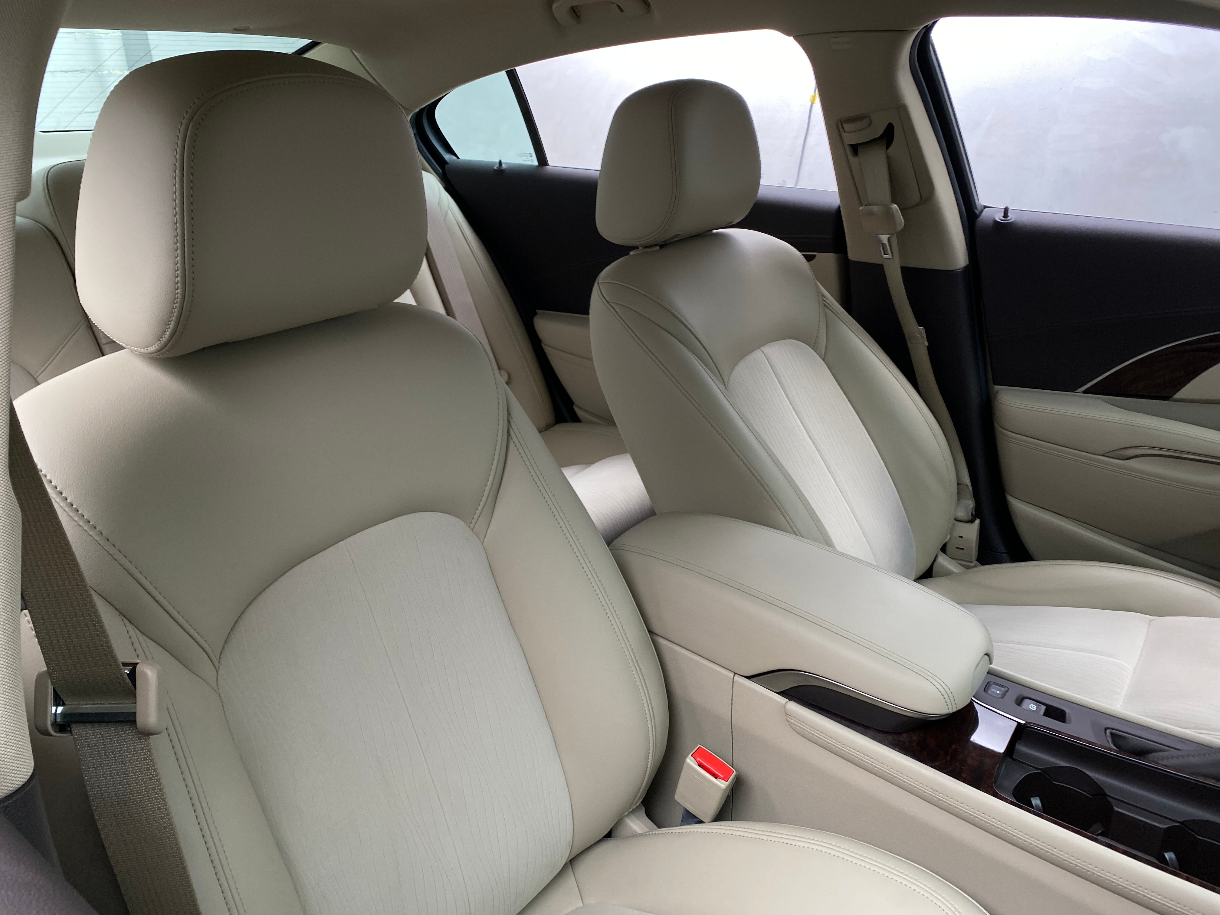 2015 Buick LaCrosse Base 2