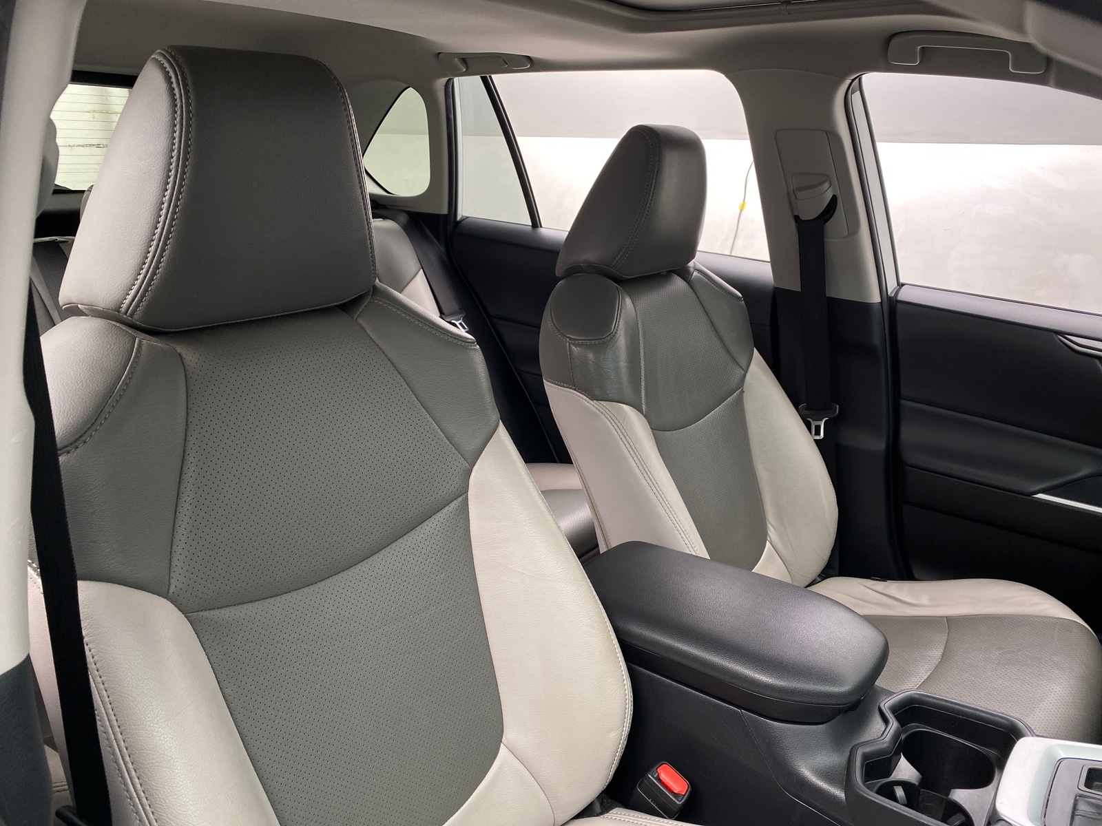 Thumbnail: 2019 Toyota RAV4 - 2