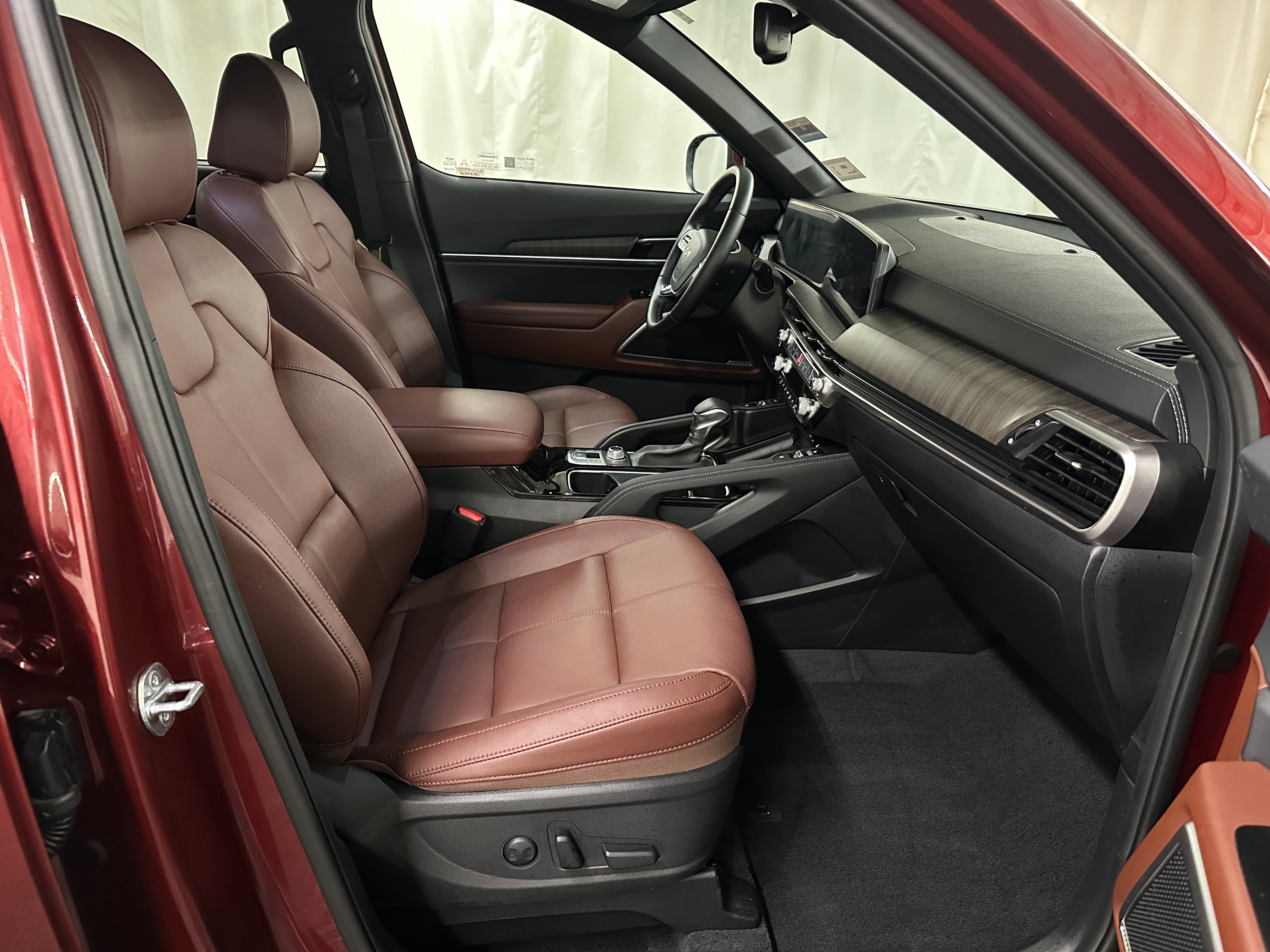 Thumbnail: 2024 Kia Telluride - 2