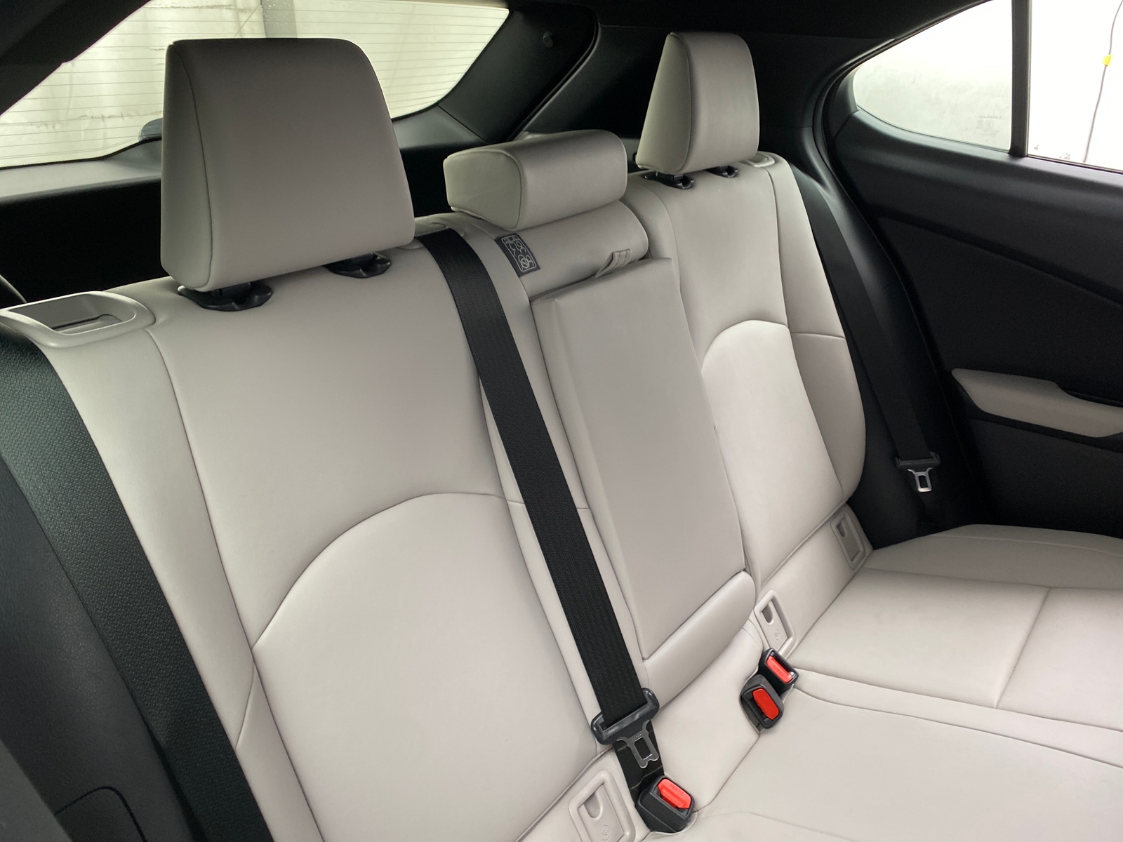 Thumbnail: 2022 Lexus UX - 5