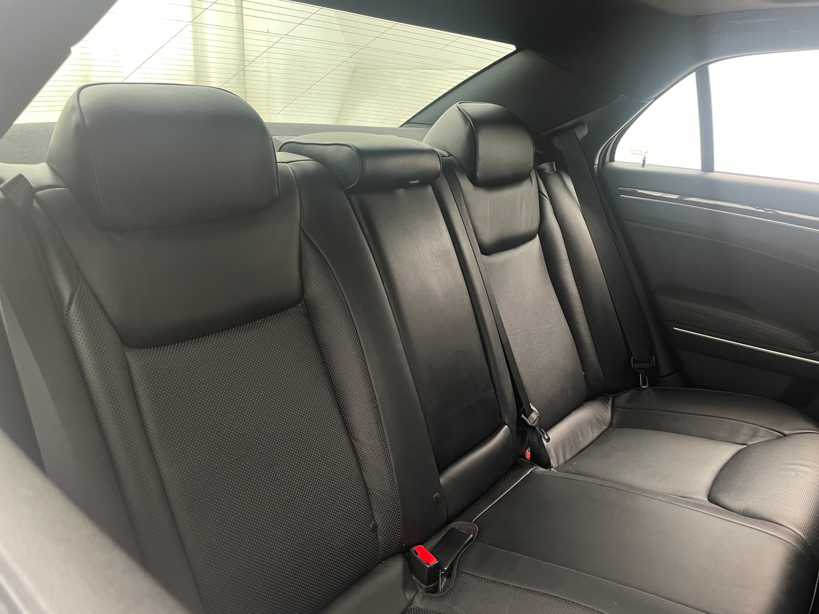 Thumbnail: 2012 Chrysler 300 - 5