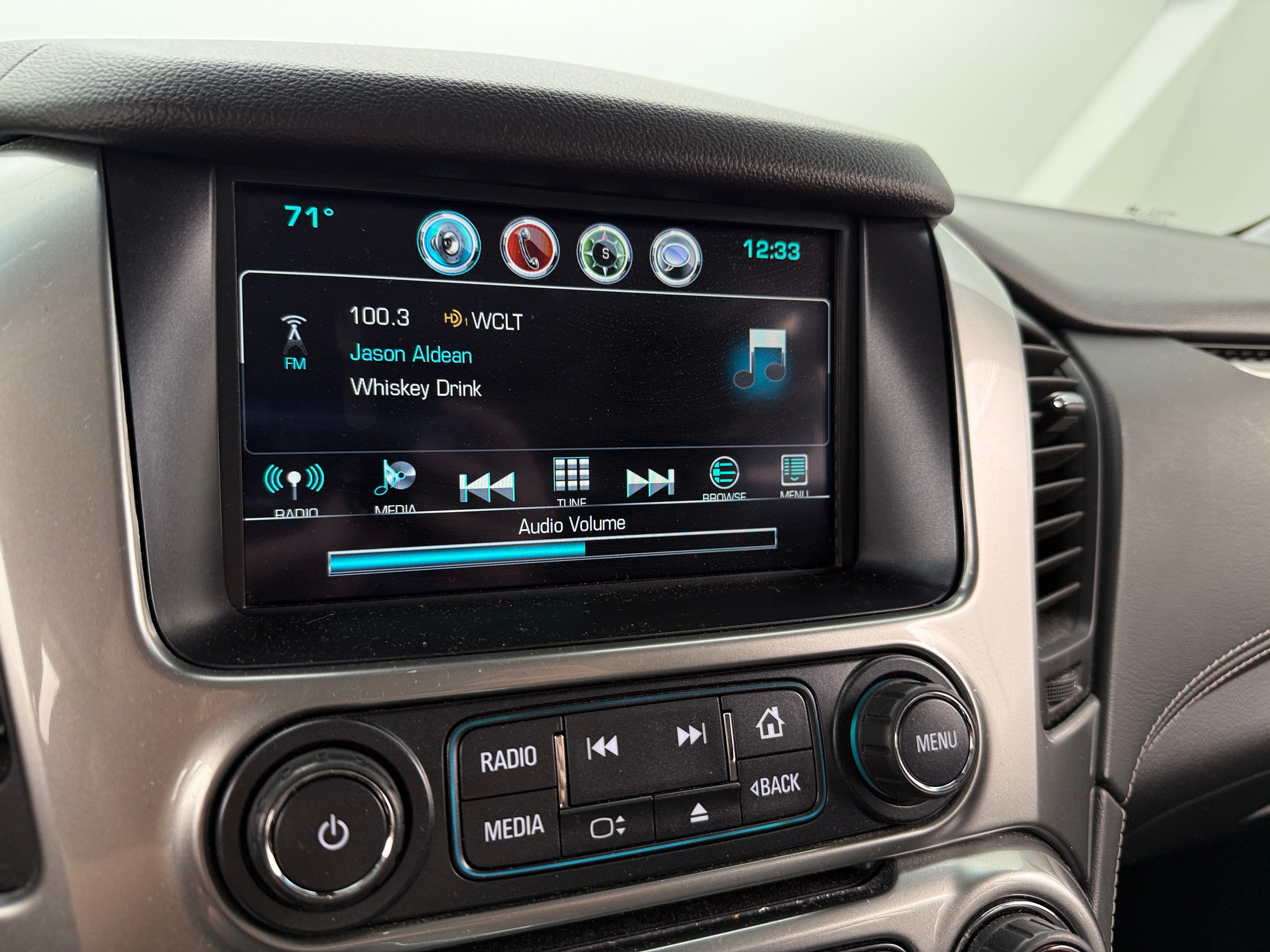 2019 Chevrolet Tahoe LT 3