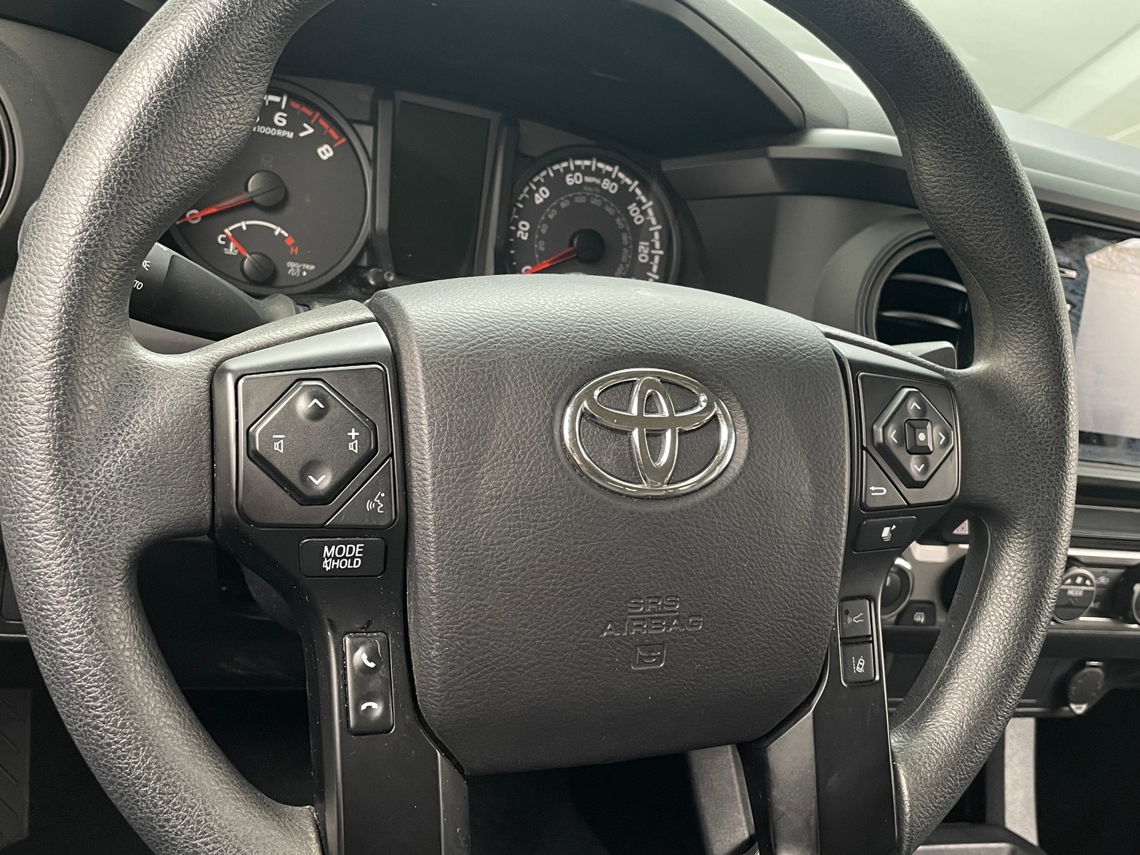 Thumbnail: 2022 Toyota Tacoma - 5