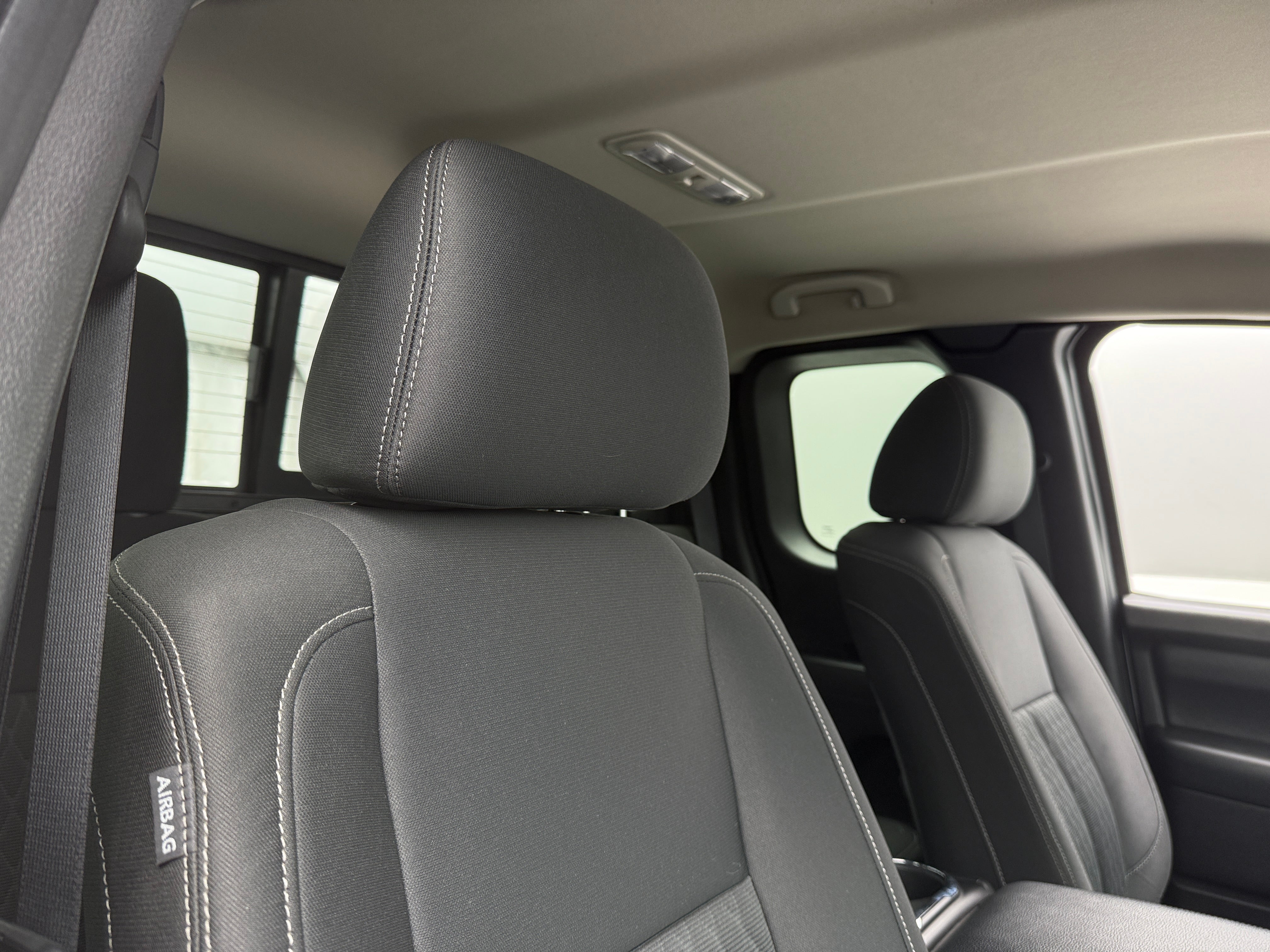 2017 Nissan Titan SV 2