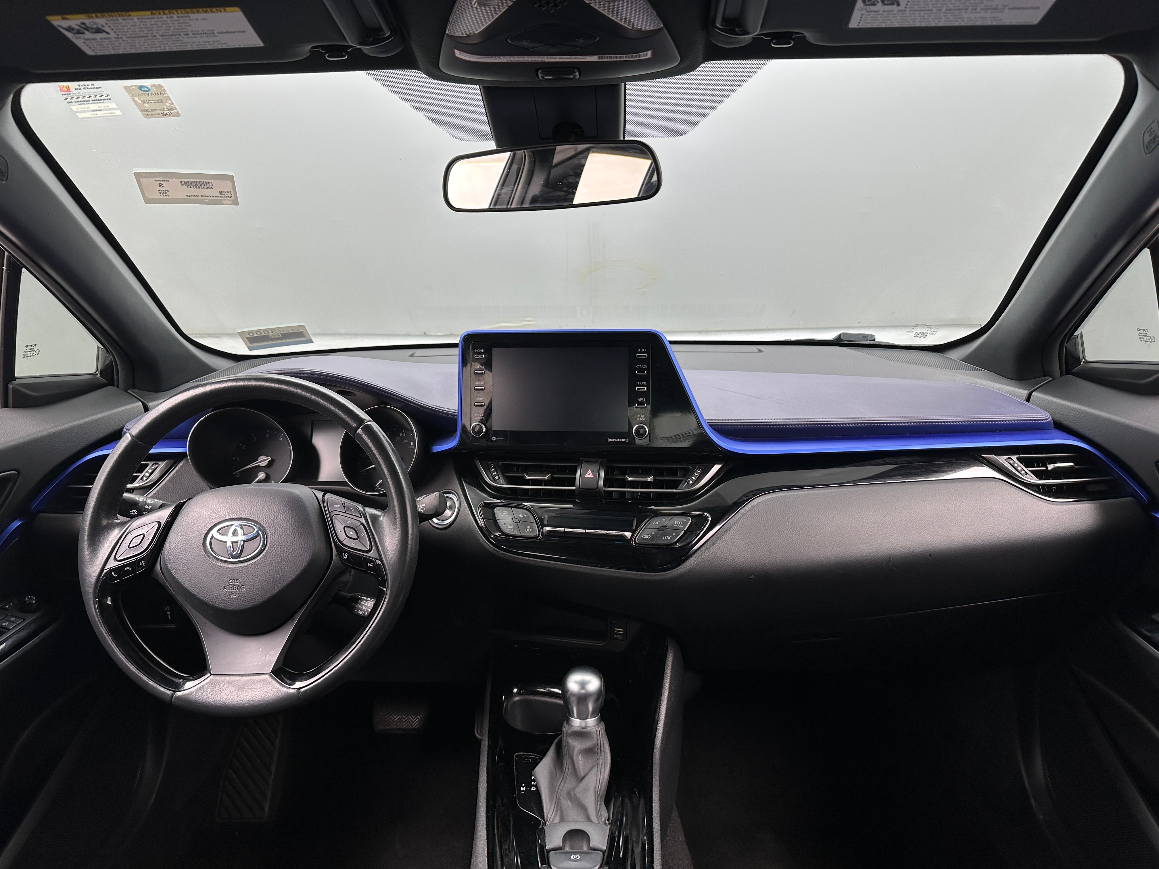 2021 Toyota C-HR XLE 3
