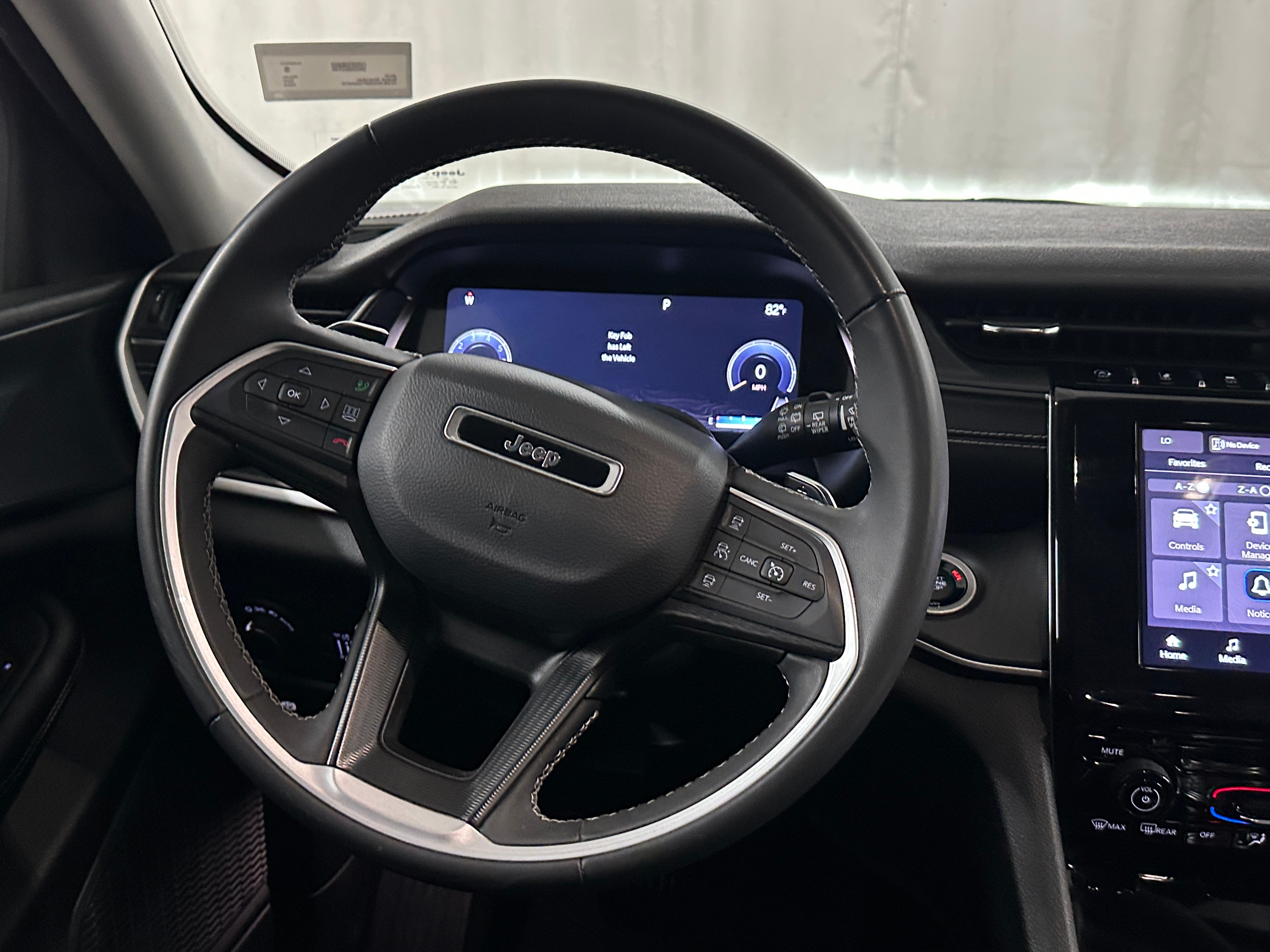 Thumbnail: 2023 Jeep Grand Cherokee - 5
