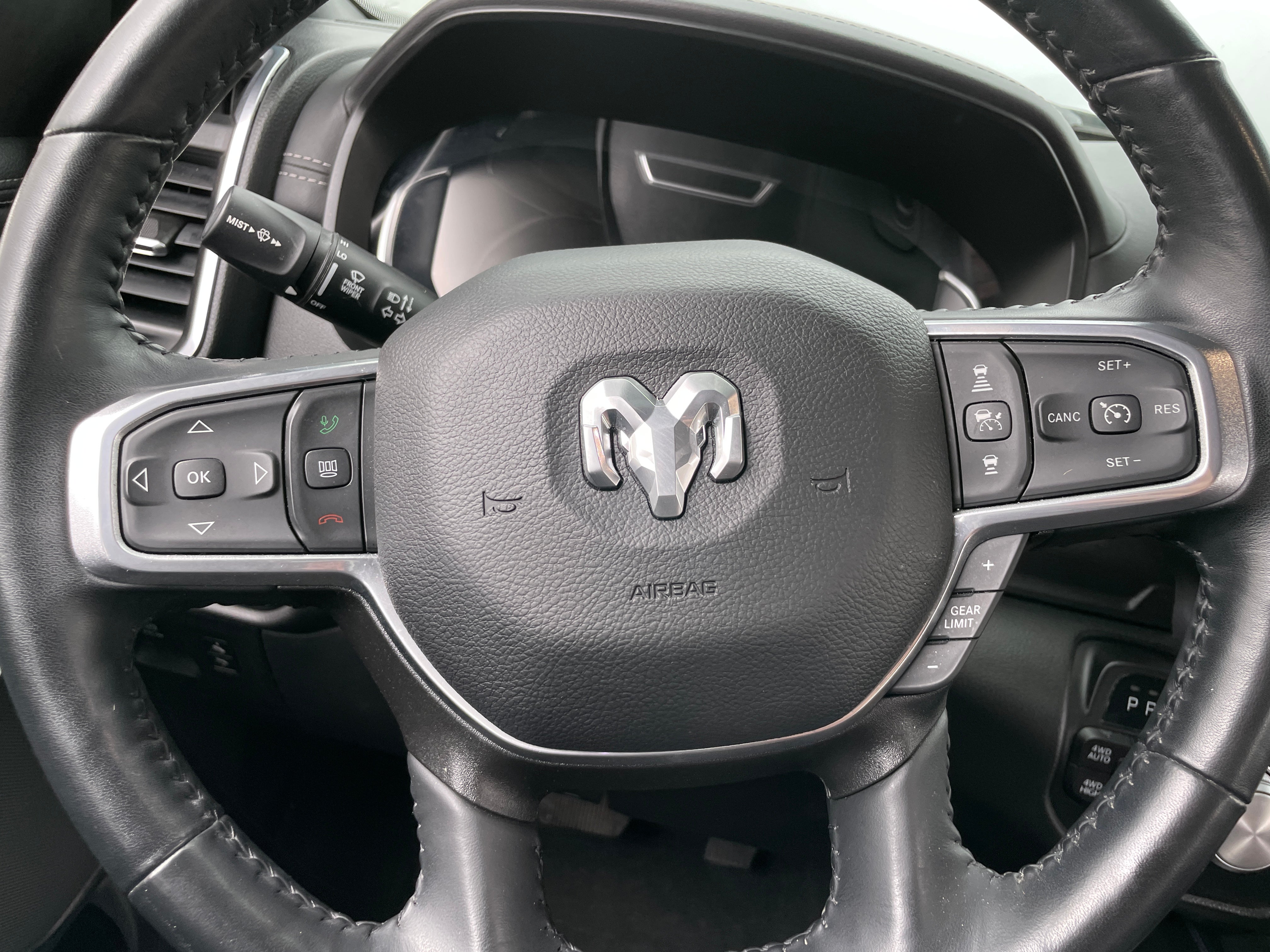 2023 RAM 1500 Laramie 4
