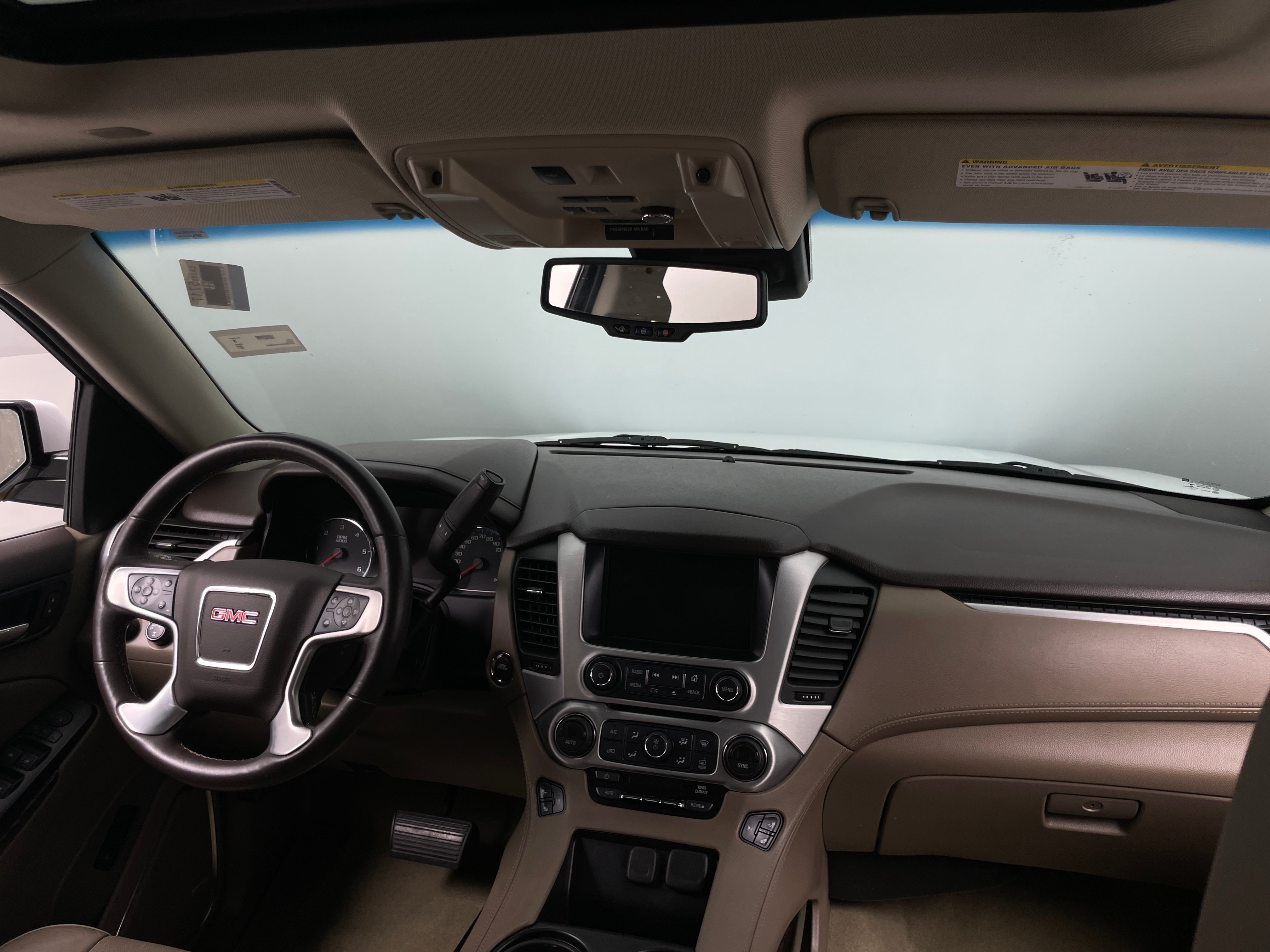 2017 GMC Yukon SLT 2