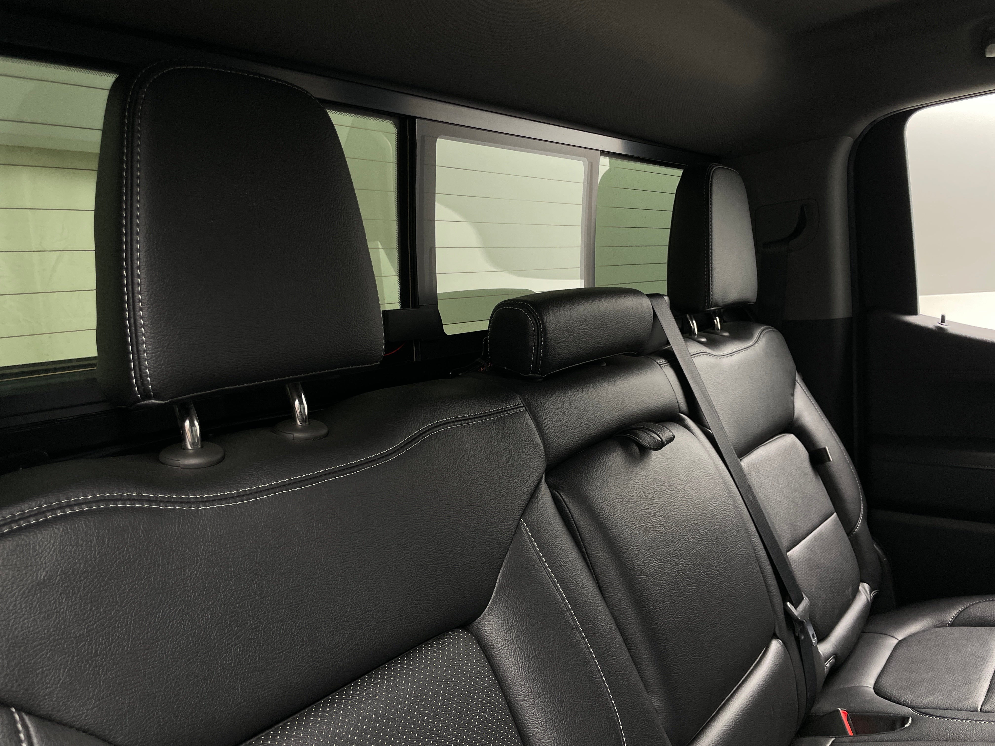 2020 Chevrolet Silverado 1500 RST 6