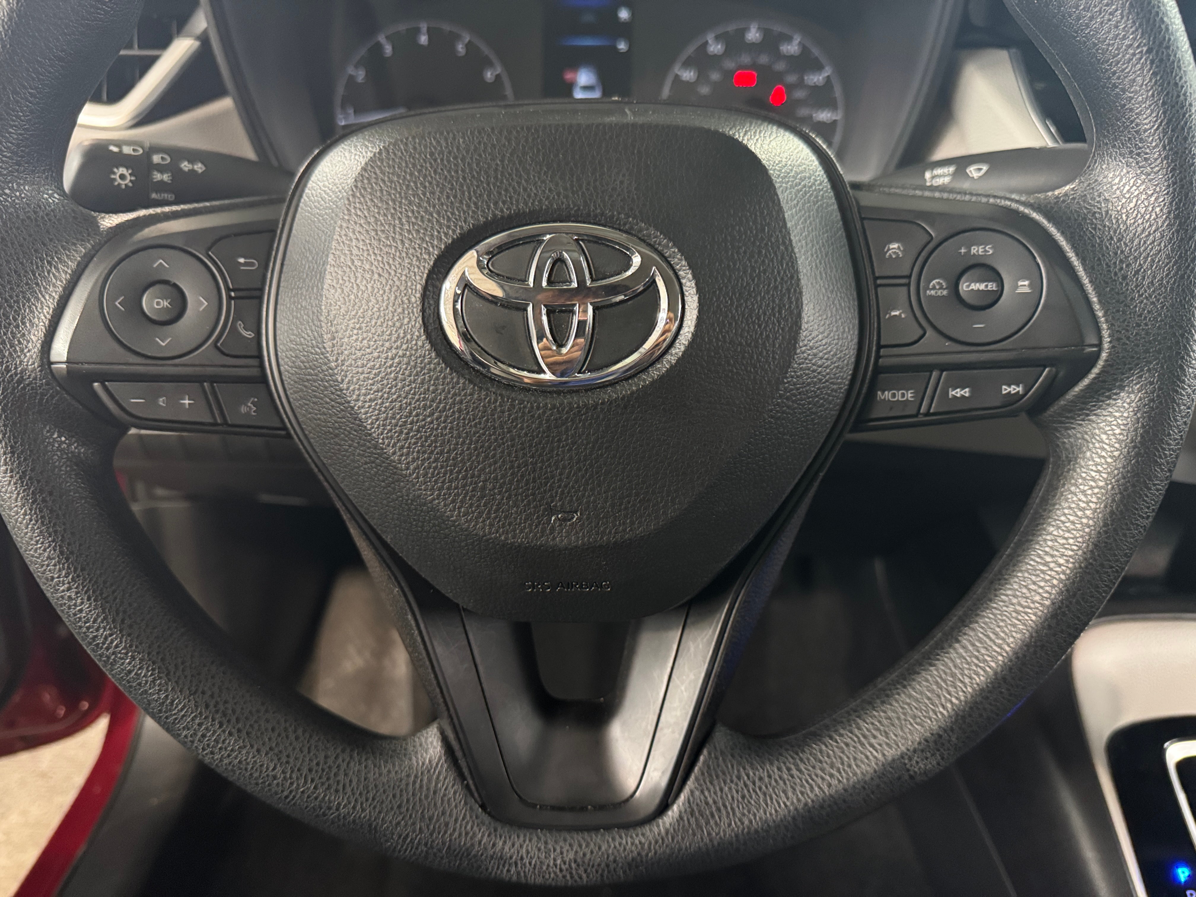 2024 Toyota Corolla LE 5