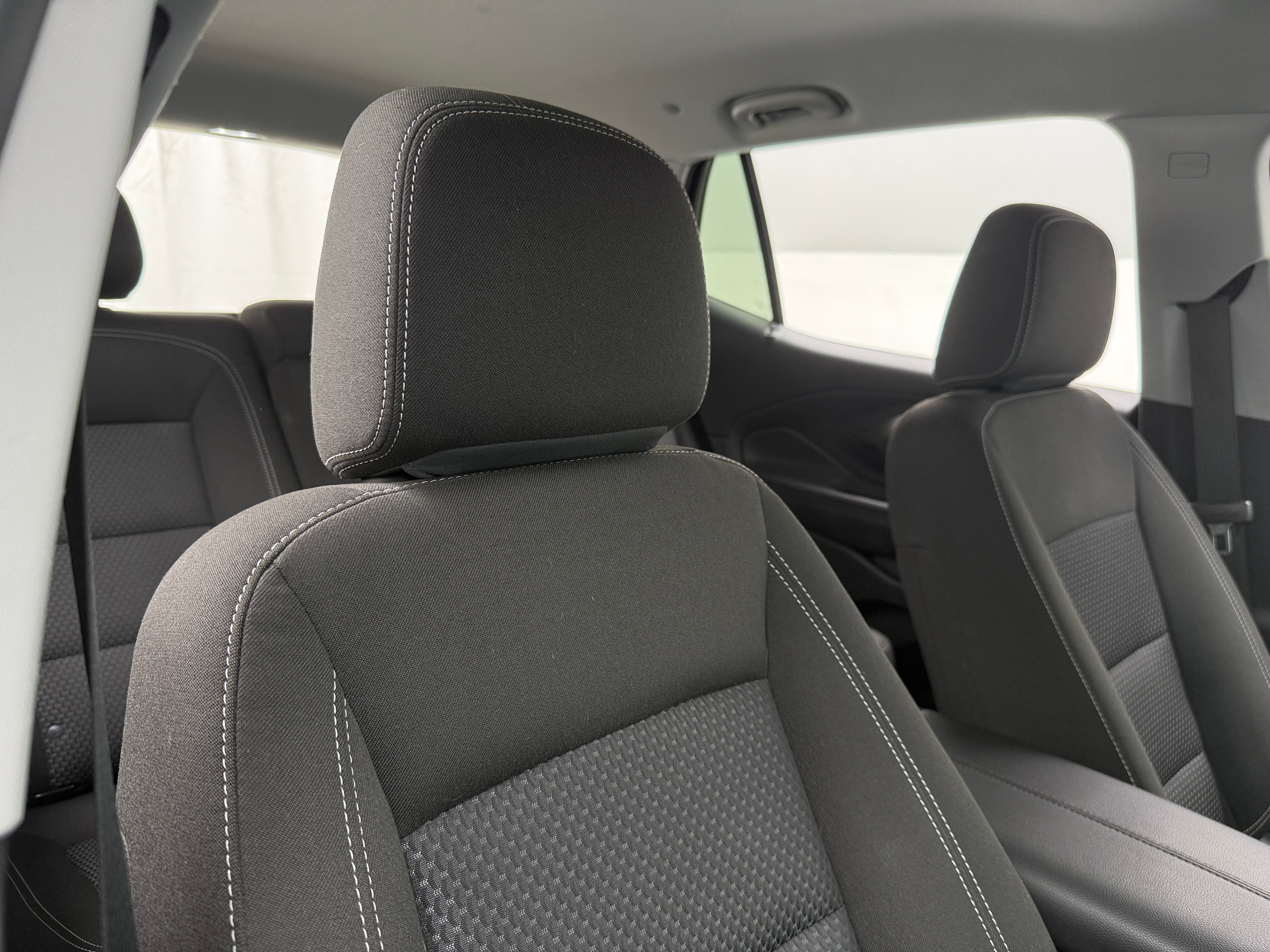 2023 GMC Terrain SLE 2