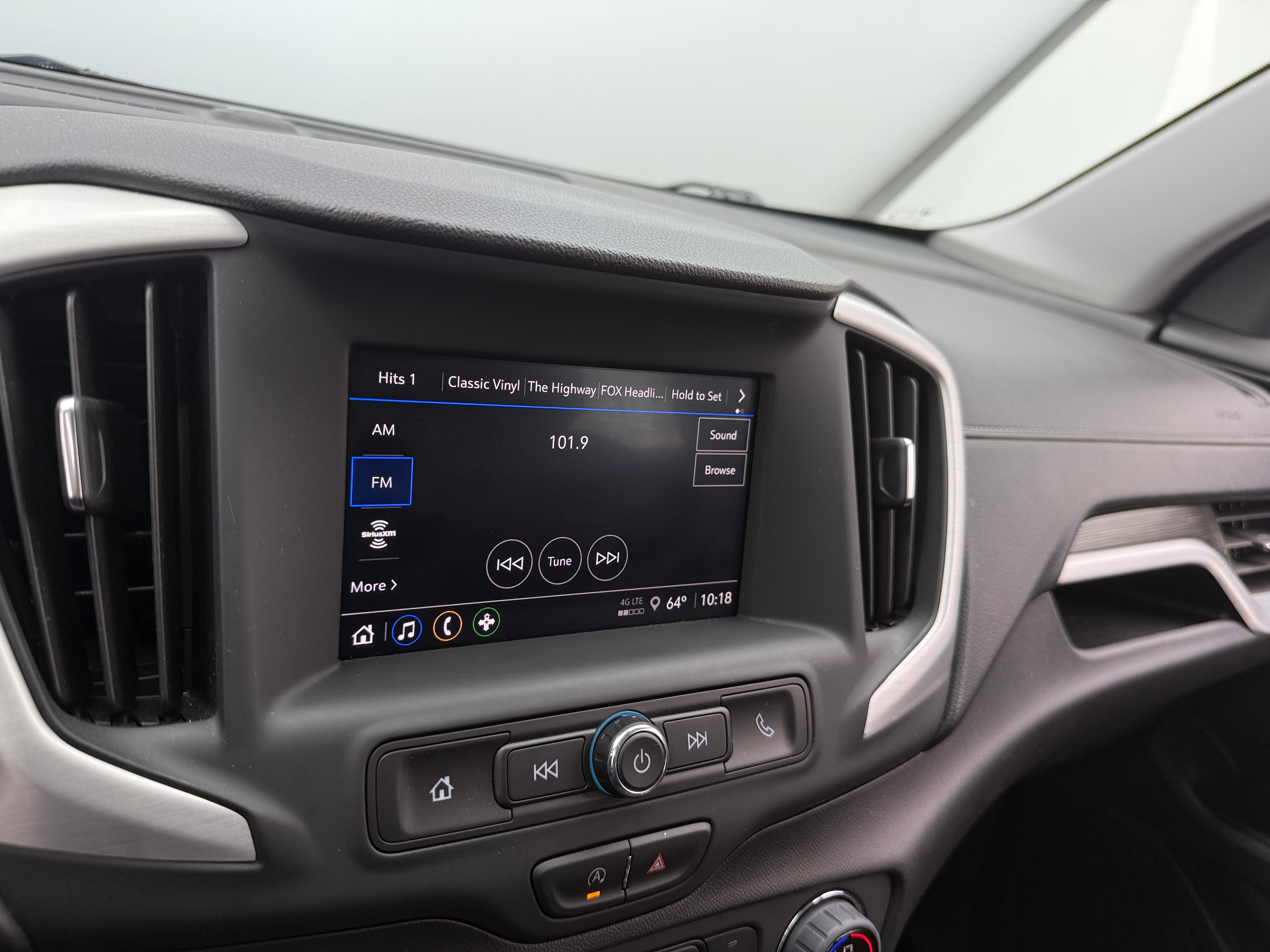 2023 GMC Terrain SLE 4