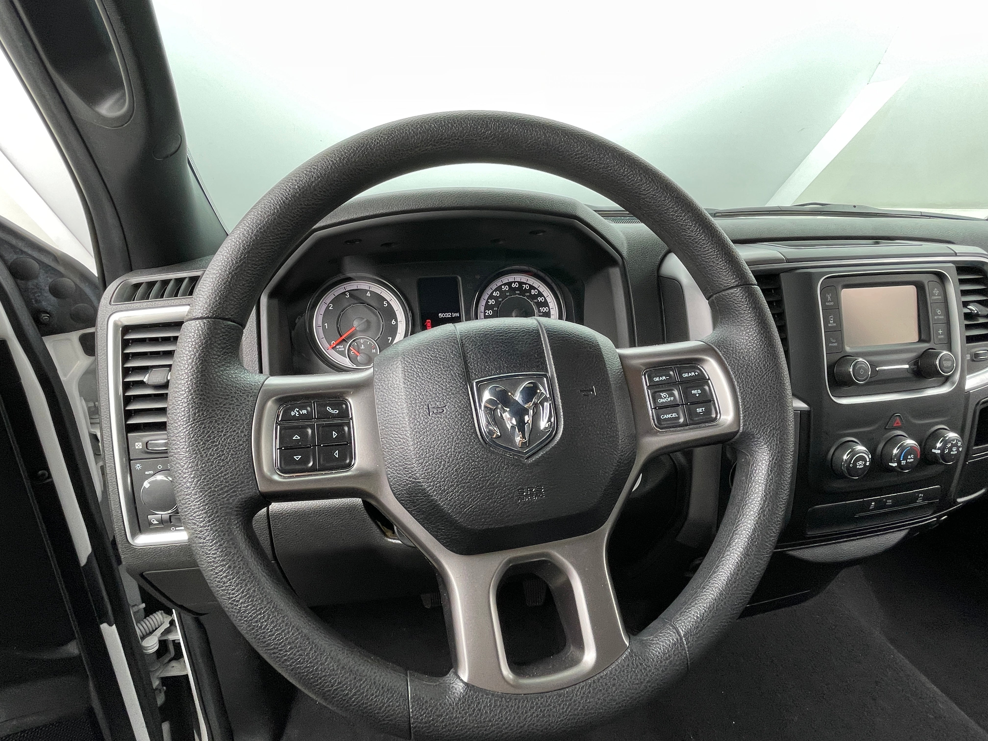 2022 RAM 1500 Classic Warlock 5
