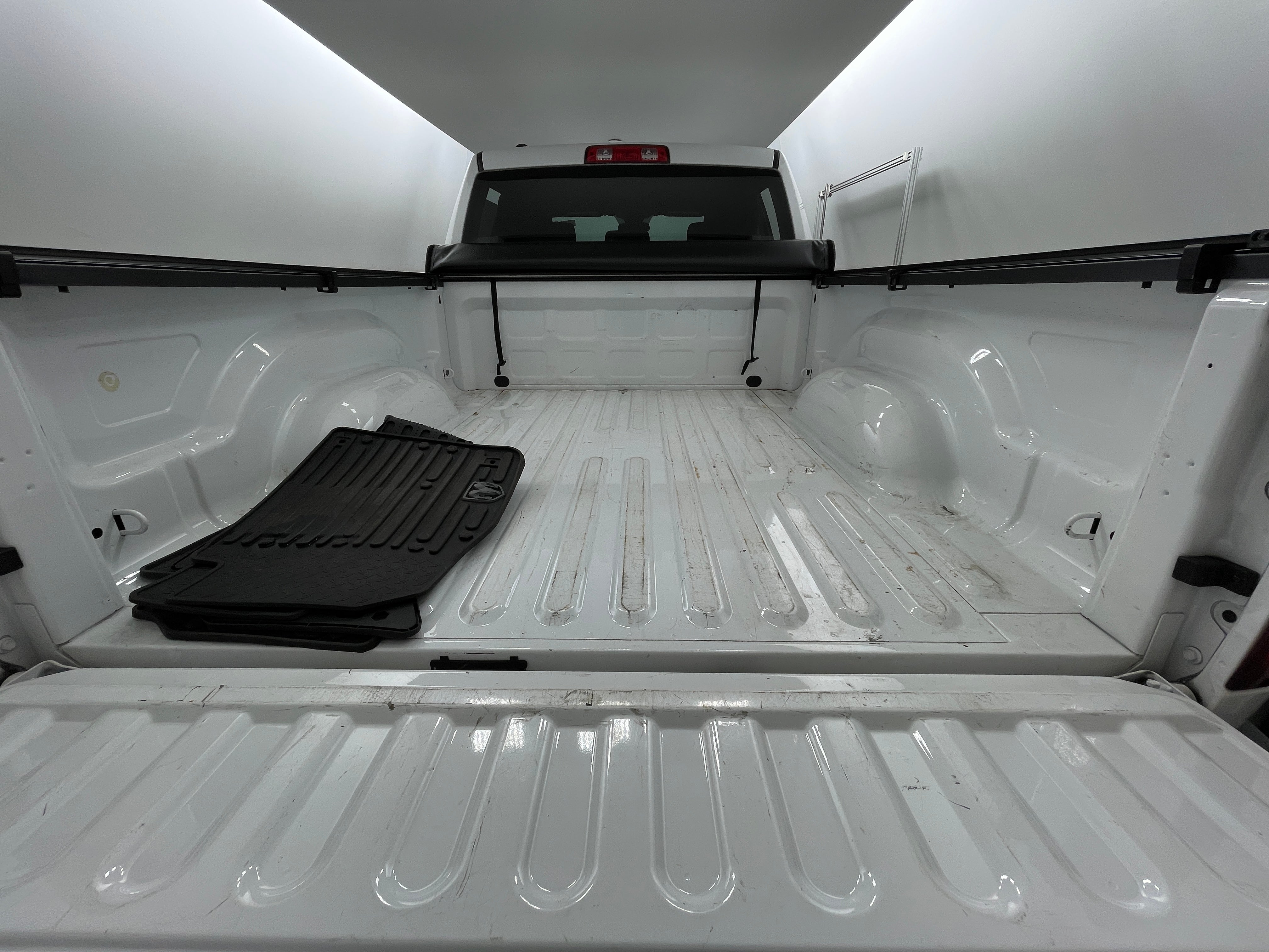 2022 RAM 1500 Classic Warlock 7