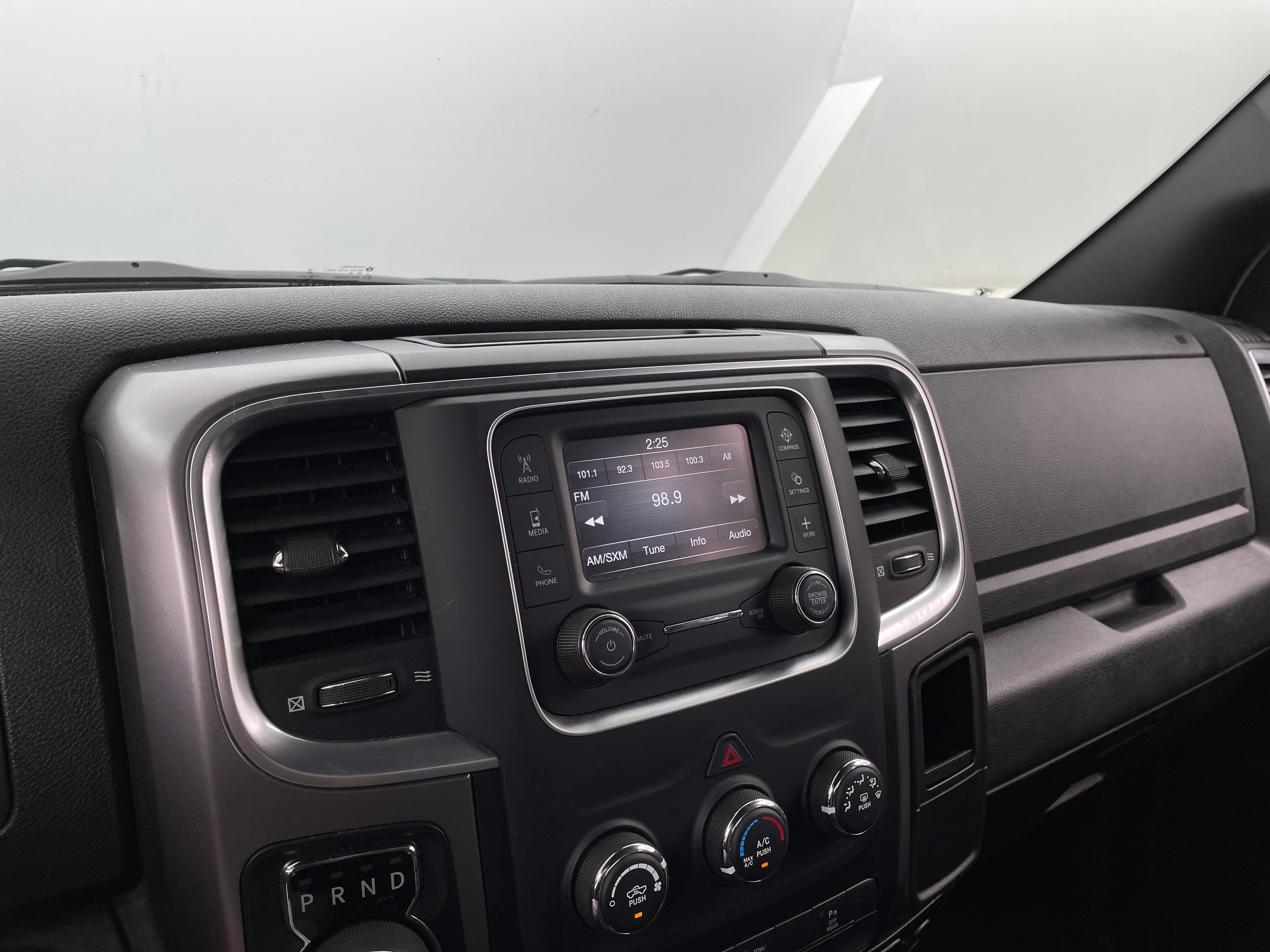 2022 RAM 1500 Classic Warlock 4