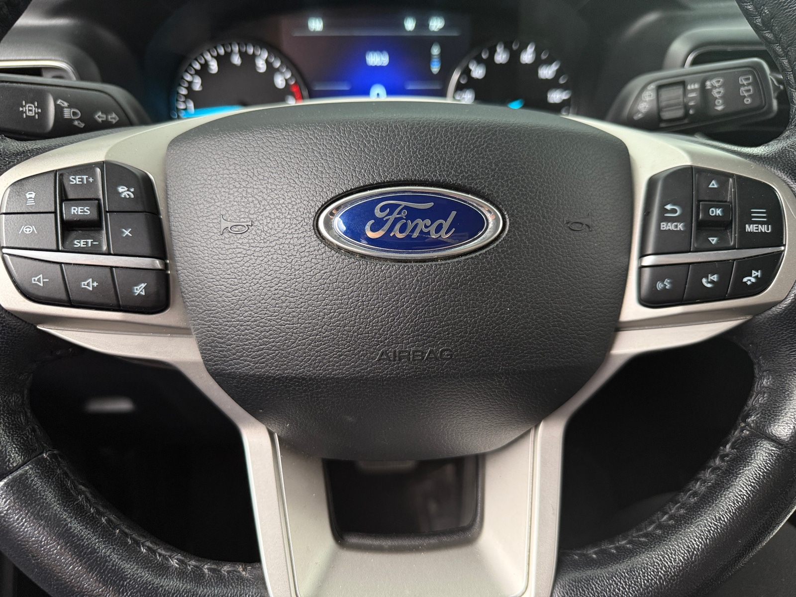 Thumbnail: 2021 Ford Explorer - 4