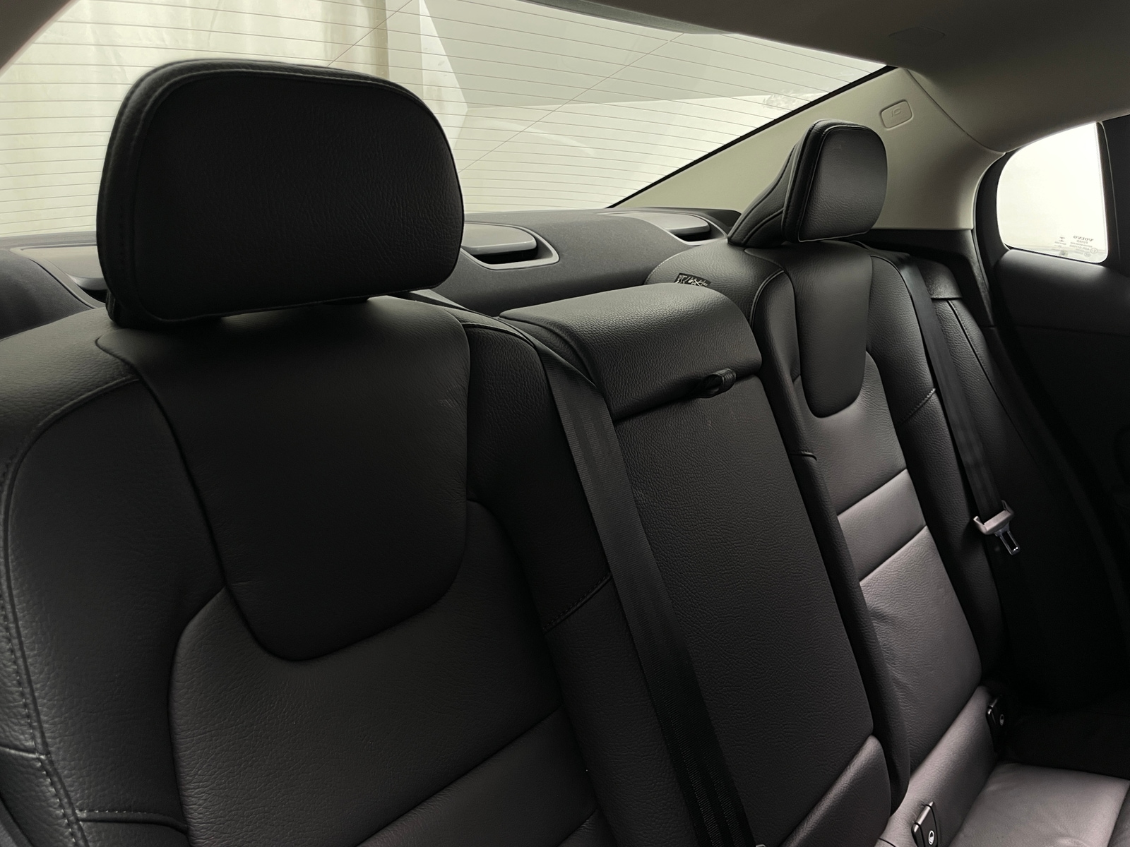 Thumbnail: 2023 Volvo S60 - 5