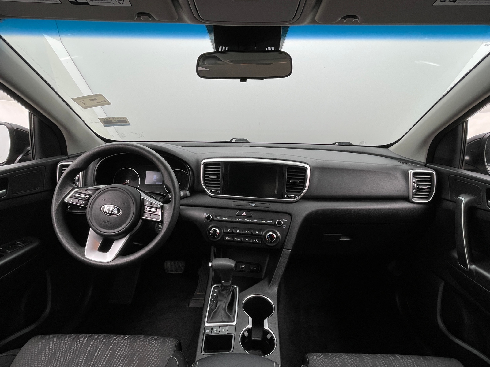 Thumbnail: 2020 Kia Sportage - 3