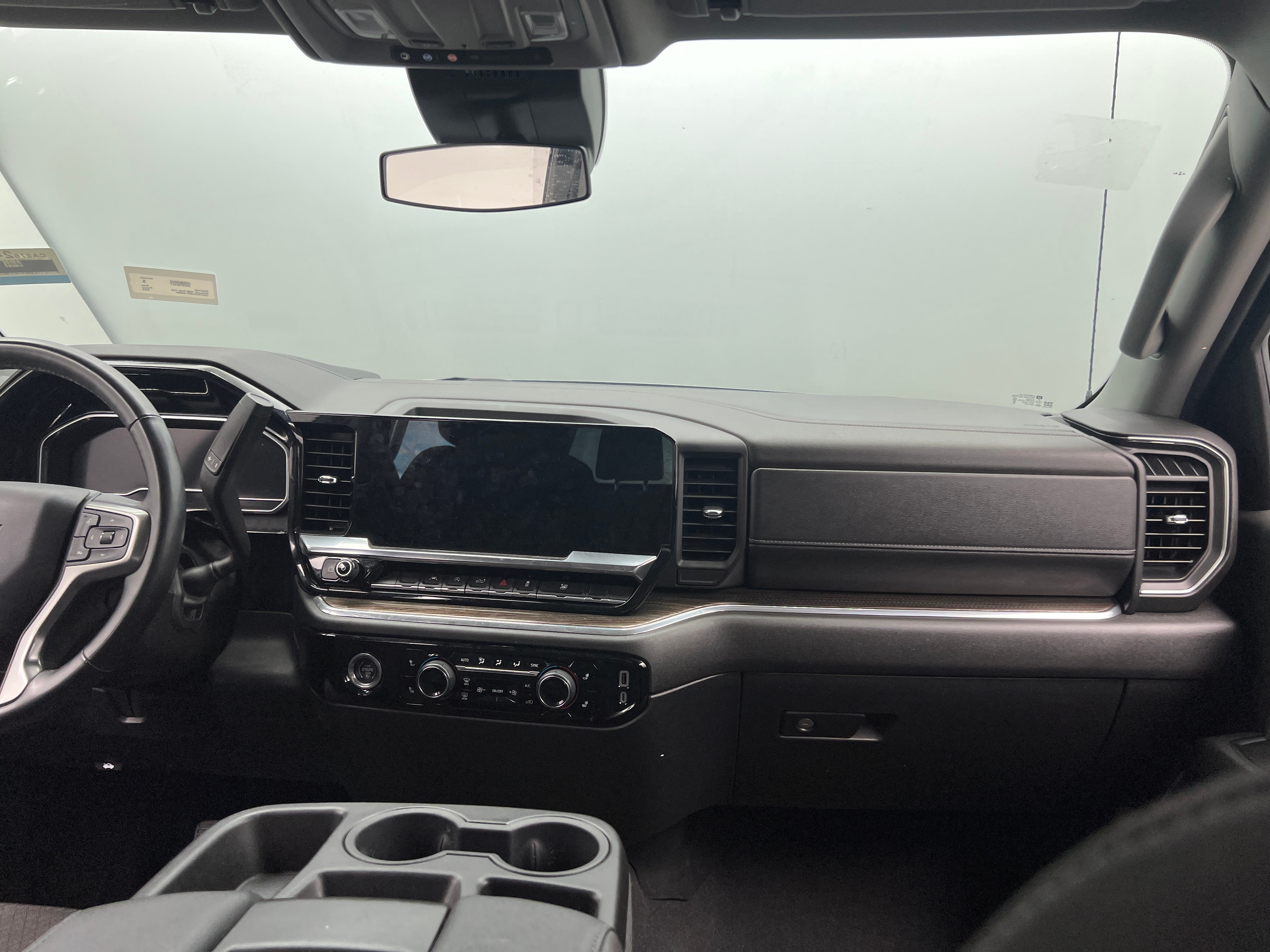 Thumbnail: 2024 Chevrolet Silverado 1500 - 3