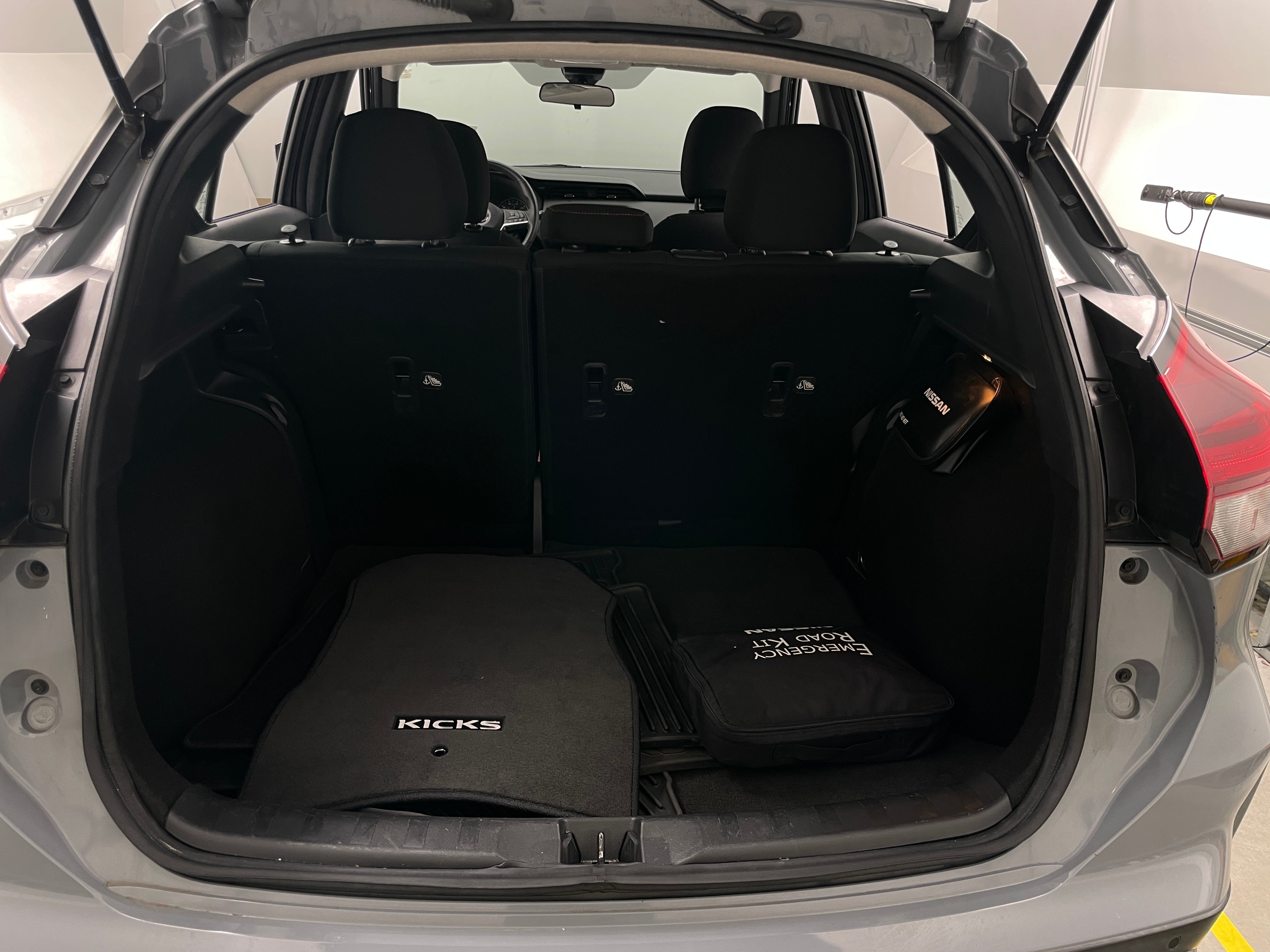 2021 Nissan Kicks SR 7