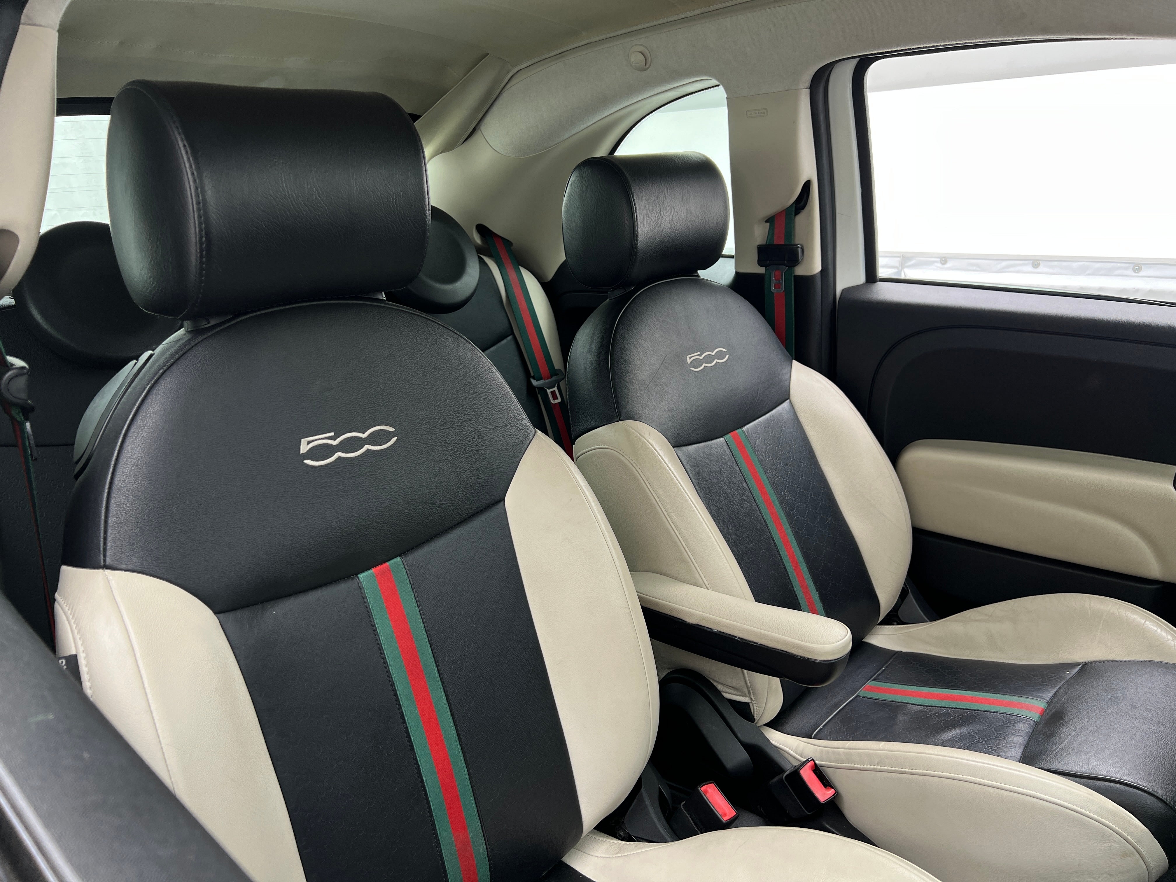 2012 Fiat 500 Lounge 2