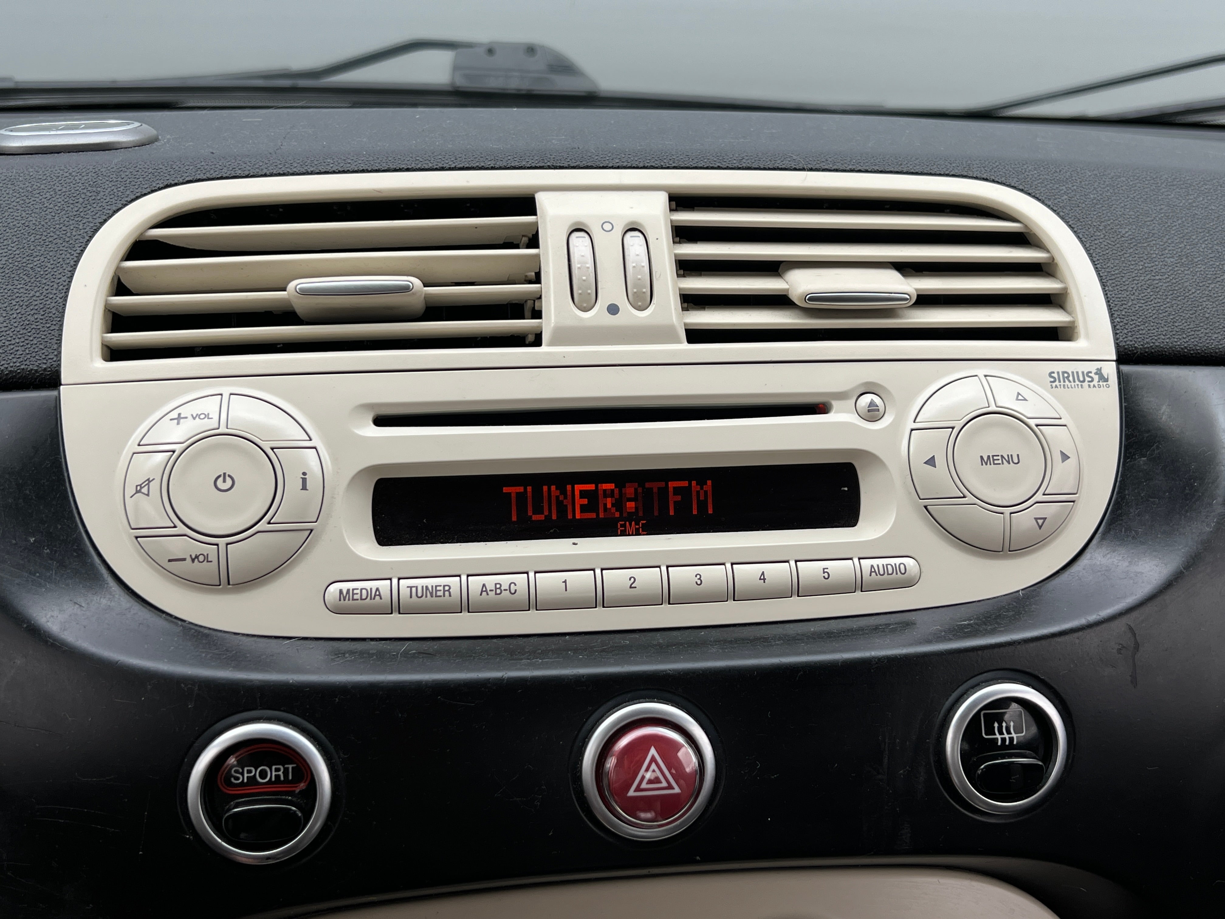 2012 Fiat 500 Lounge 4