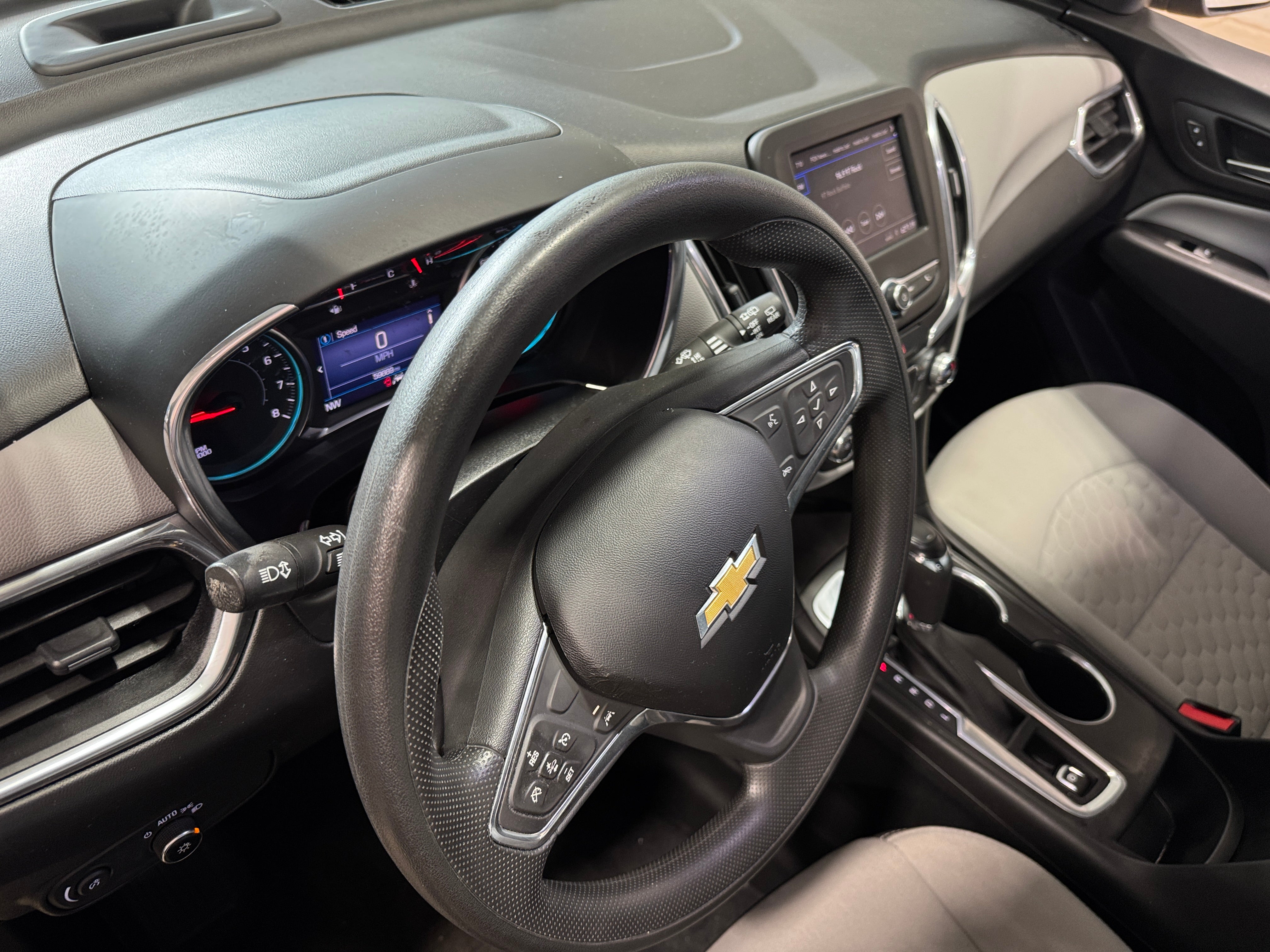 Thumbnail: 2020 Chevrolet Equinox - 3