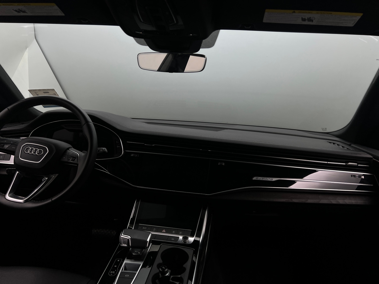 Thumbnail: 2023 Audi Q8 - 2