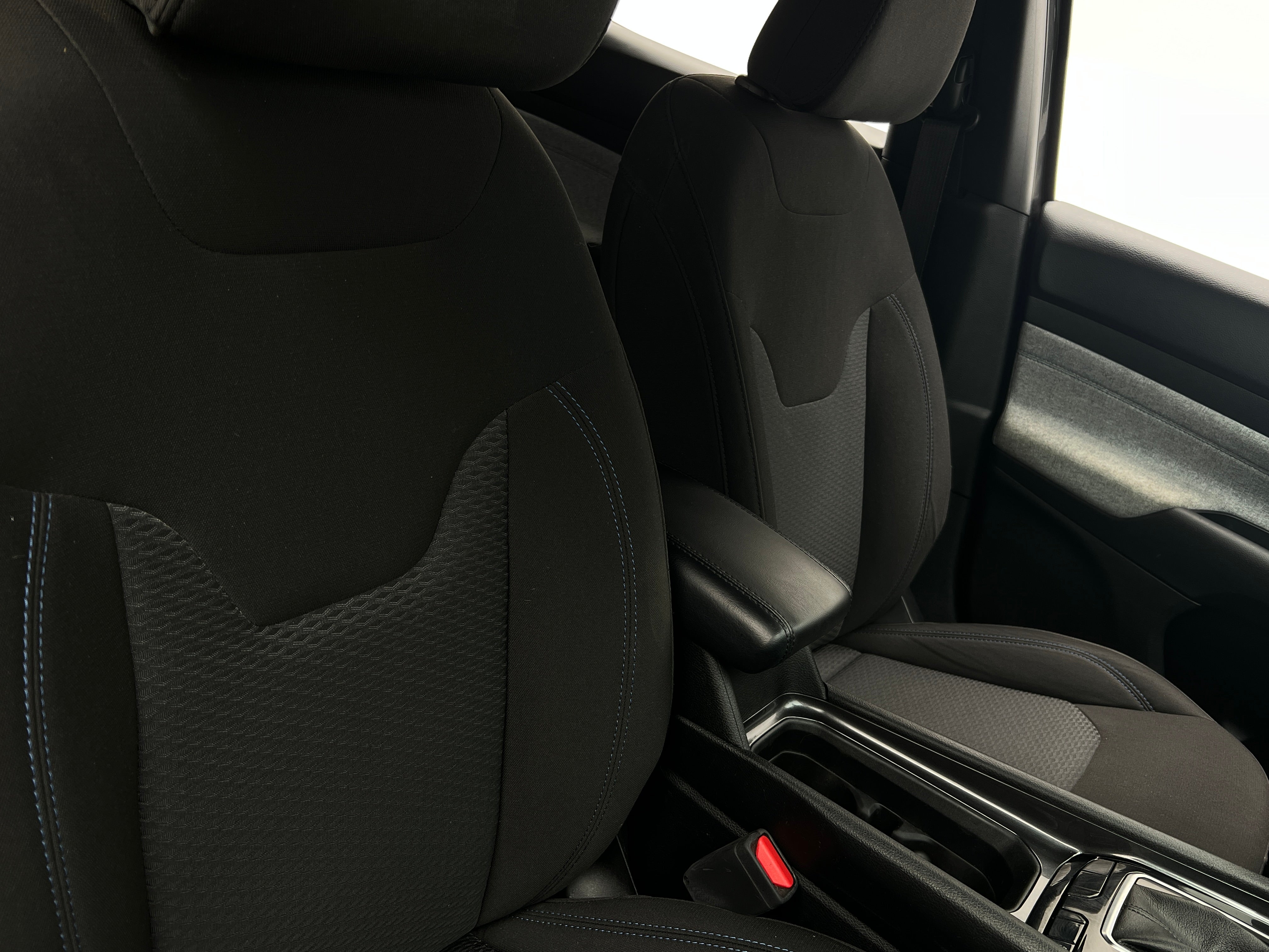2023 Jeep Compass Base 2