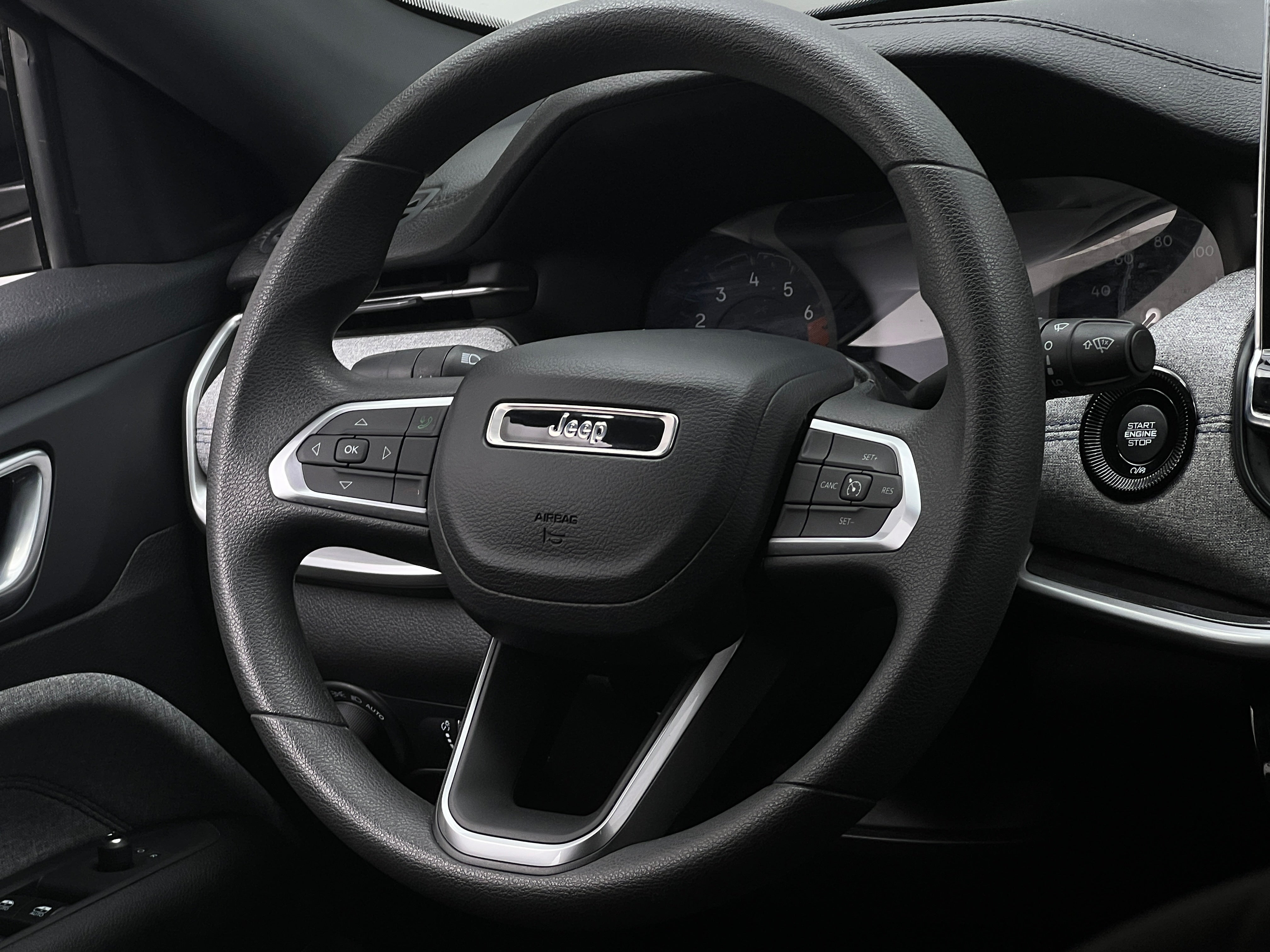 2023 Jeep Compass Base 5