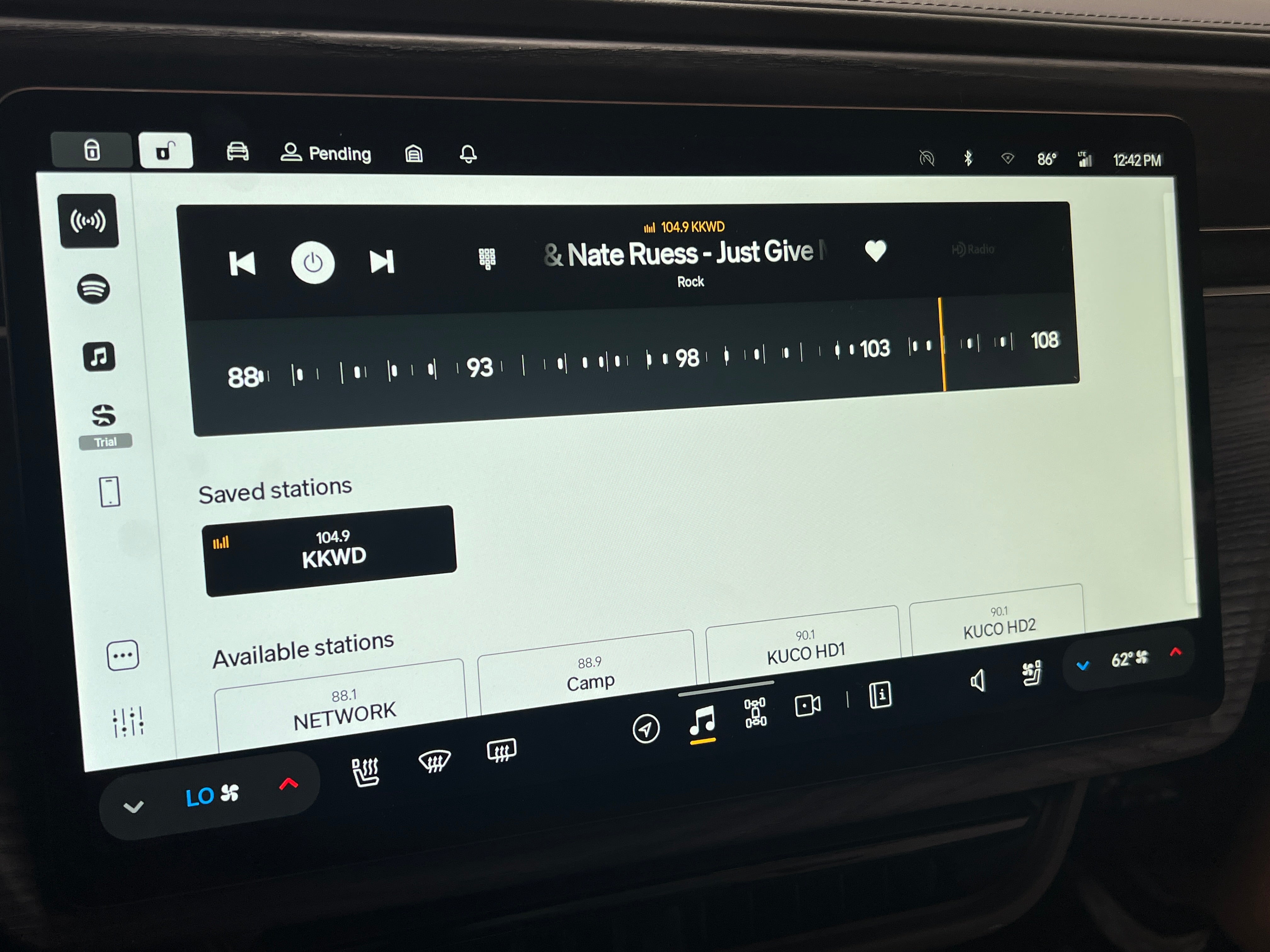 2023 Rivian R1S Adventure 3