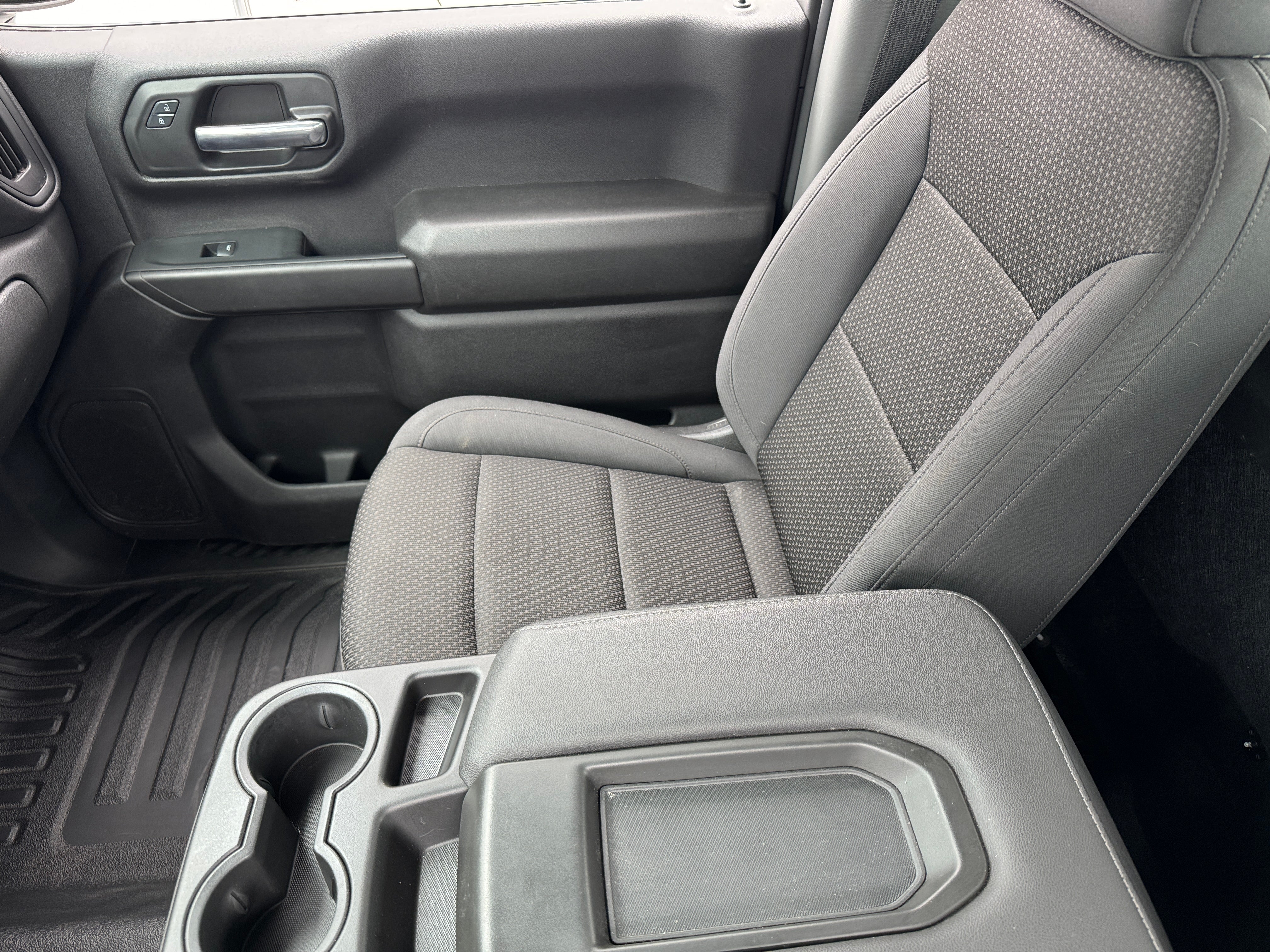 2024 Chevrolet Silverado 1500 Work Truck 2