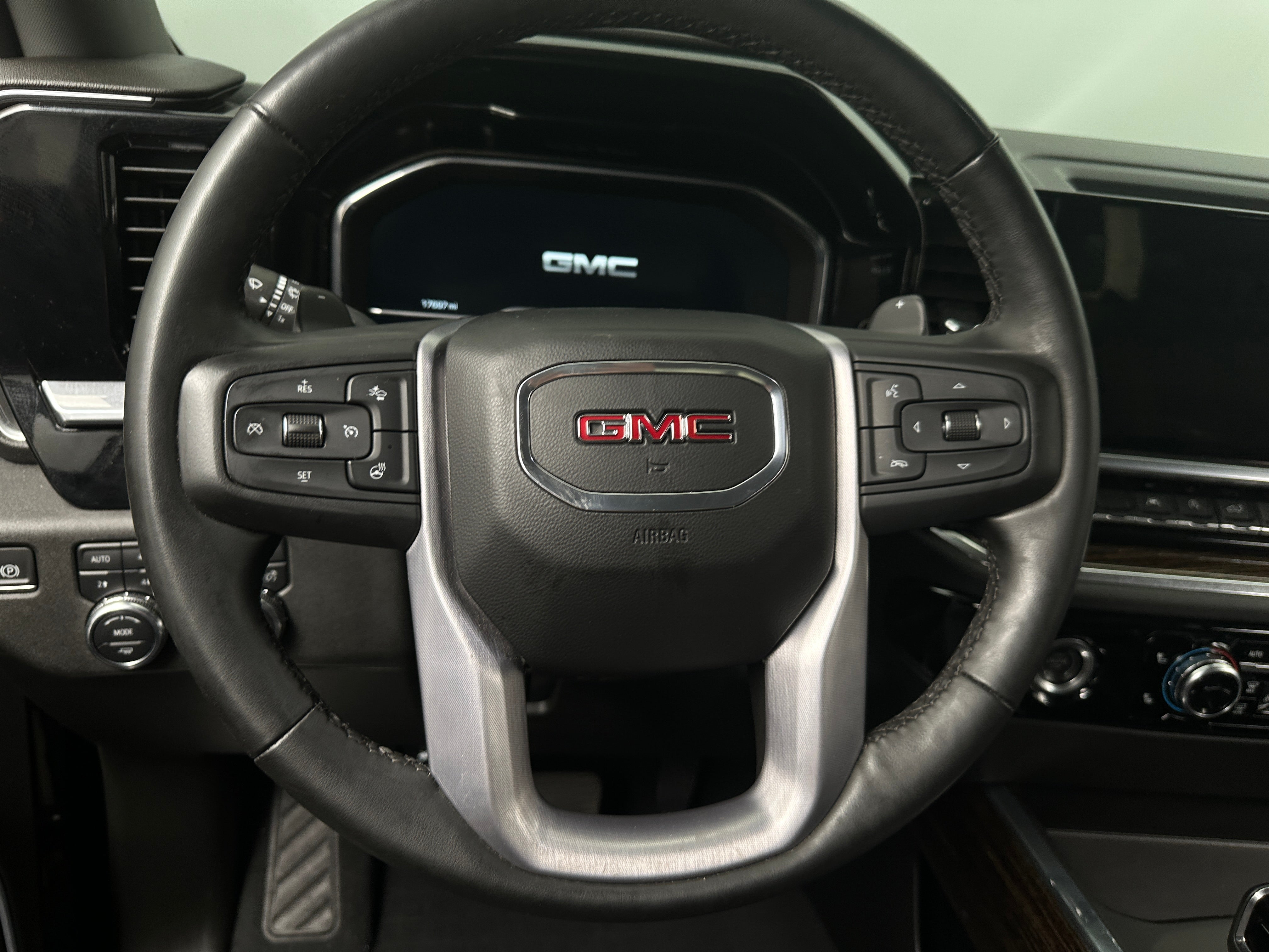 2023 GMC Sierra 1500 Elevation 5