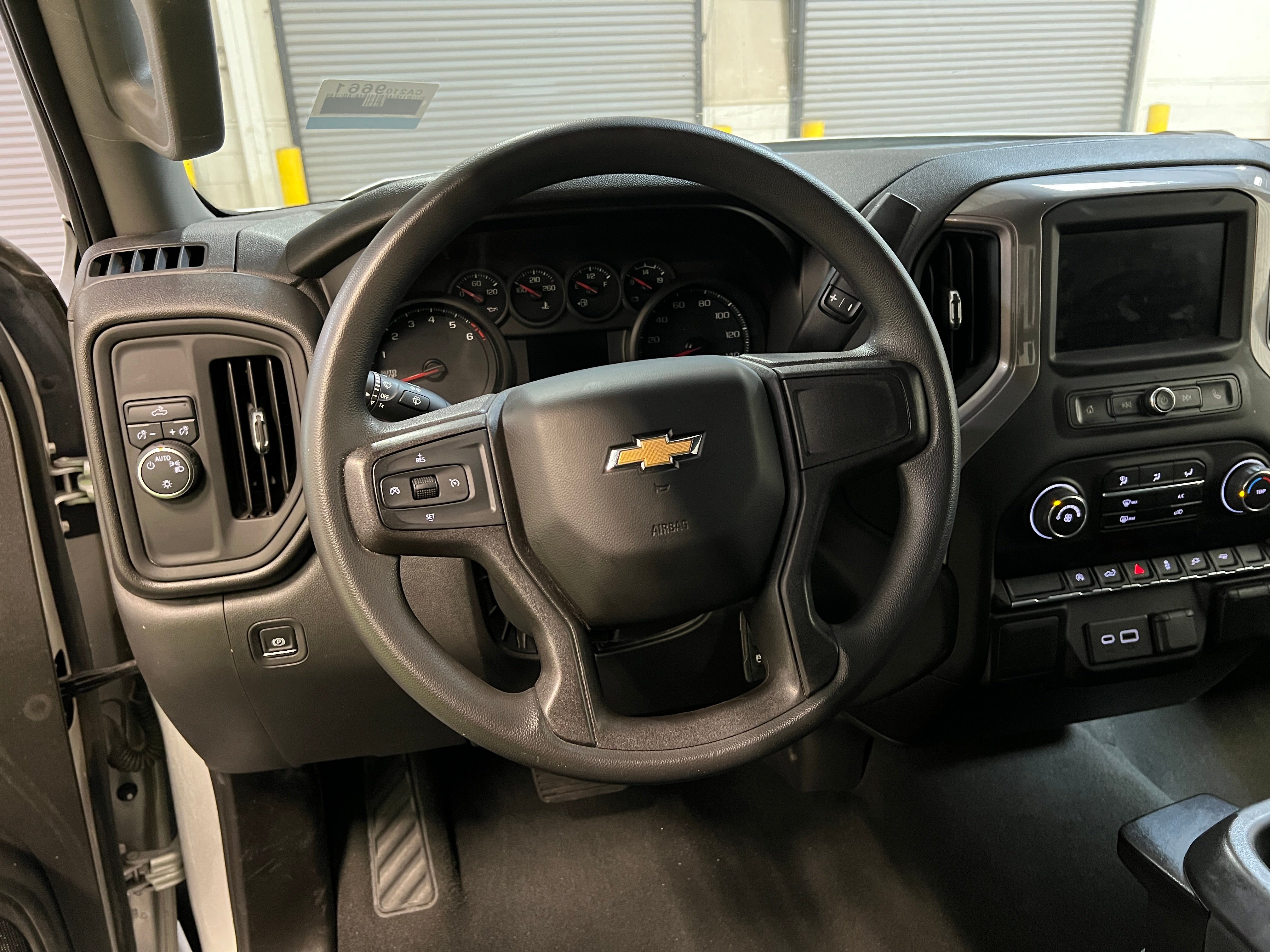Thumbnail: 2021 Chevrolet Silverado 1500 - 5