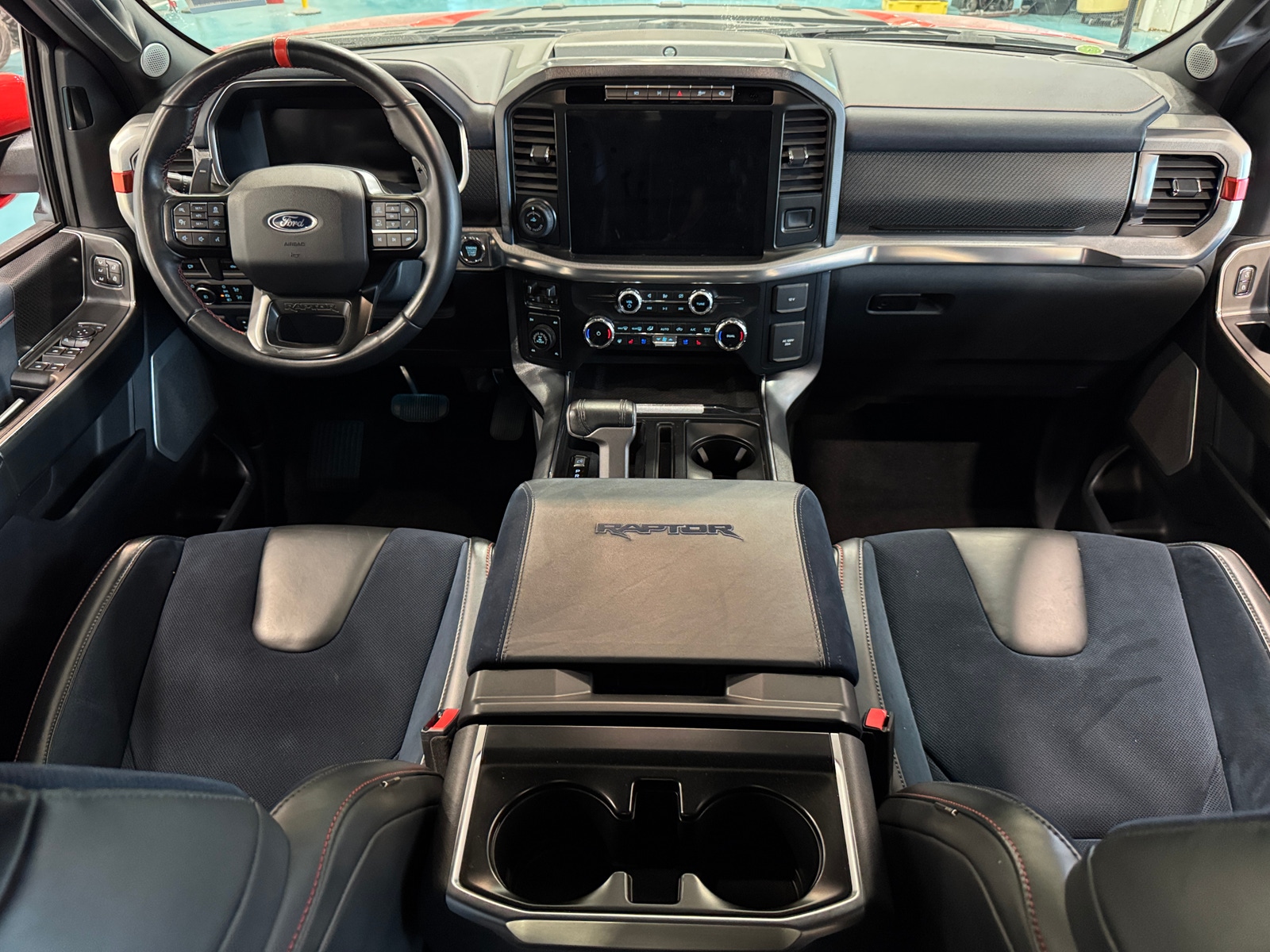 Thumbnail: 2022 Ford Econoline - 2
