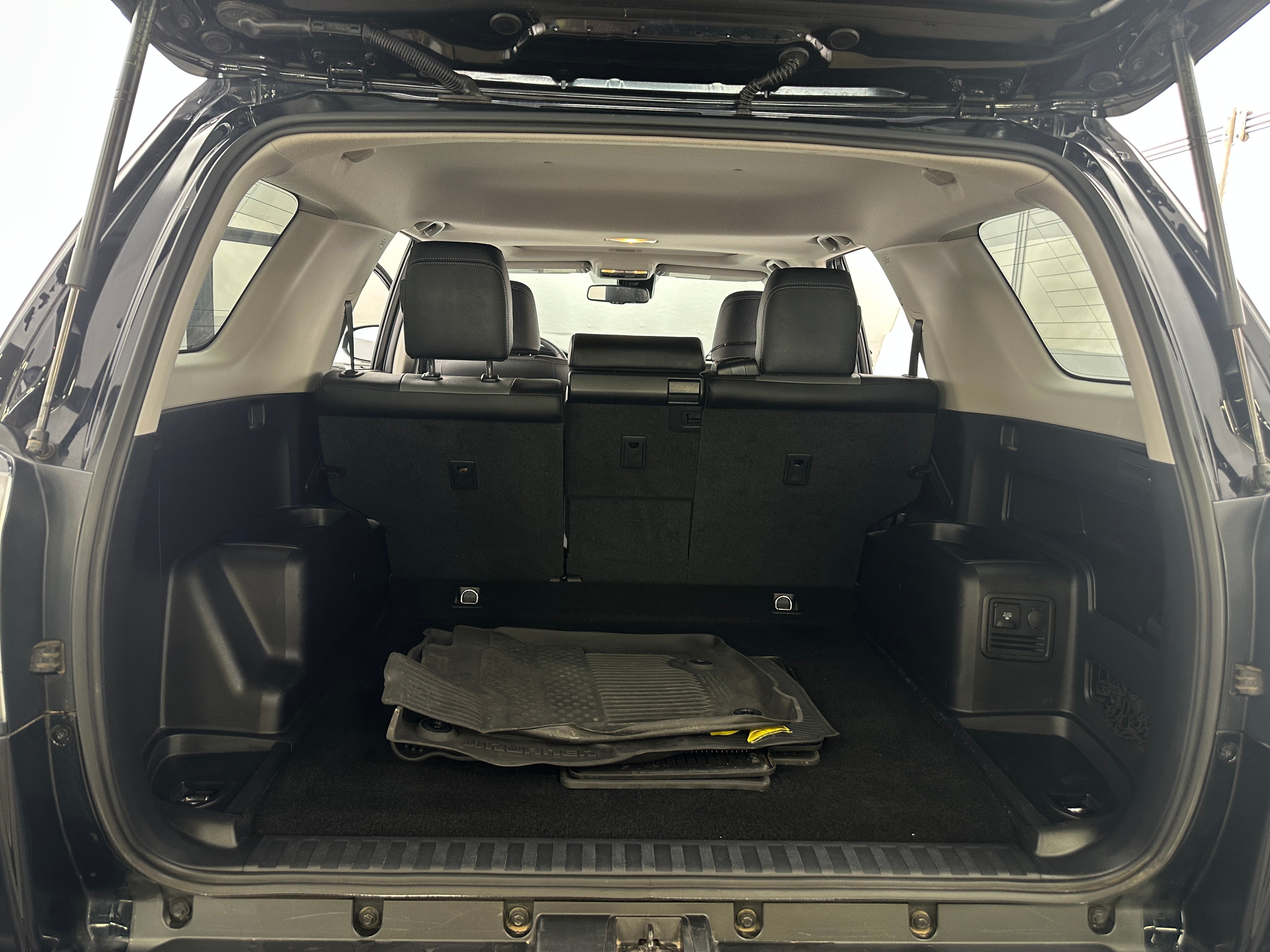 2022 Toyota 4Runner SR5 6