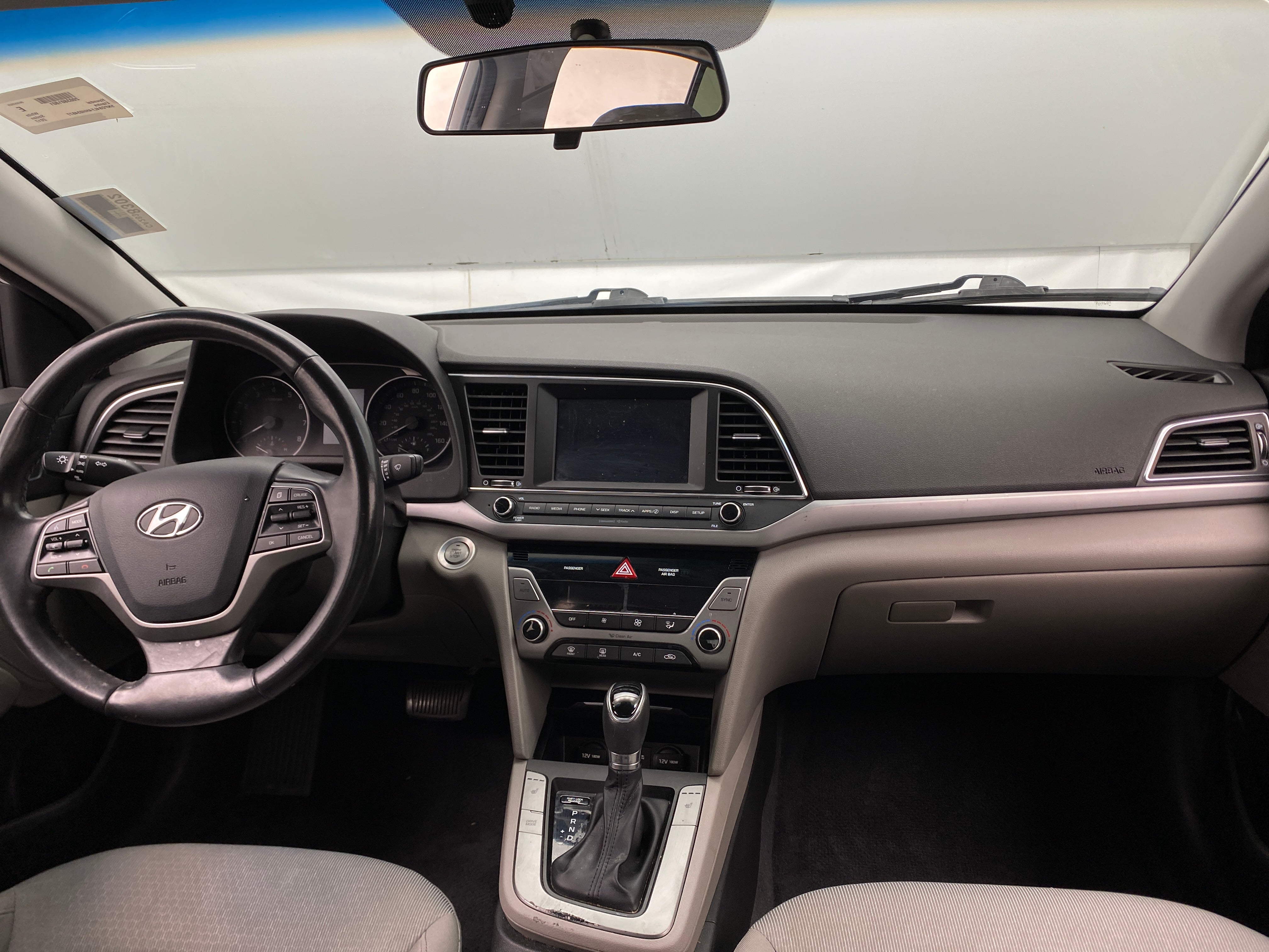 2017 Hyundai Elantra SE 3