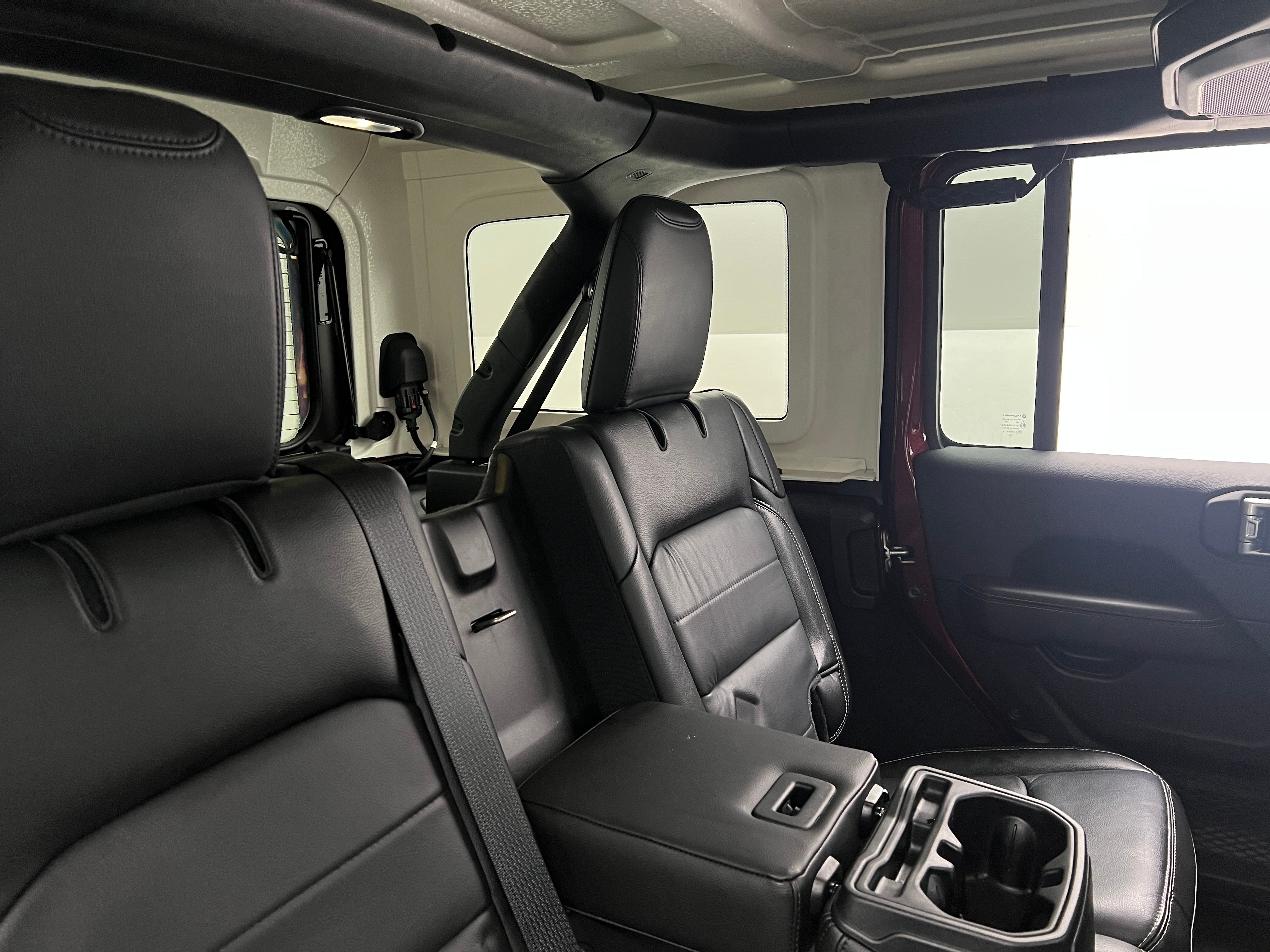 2021 Jeep Wrangler Unlimited Sahara 5