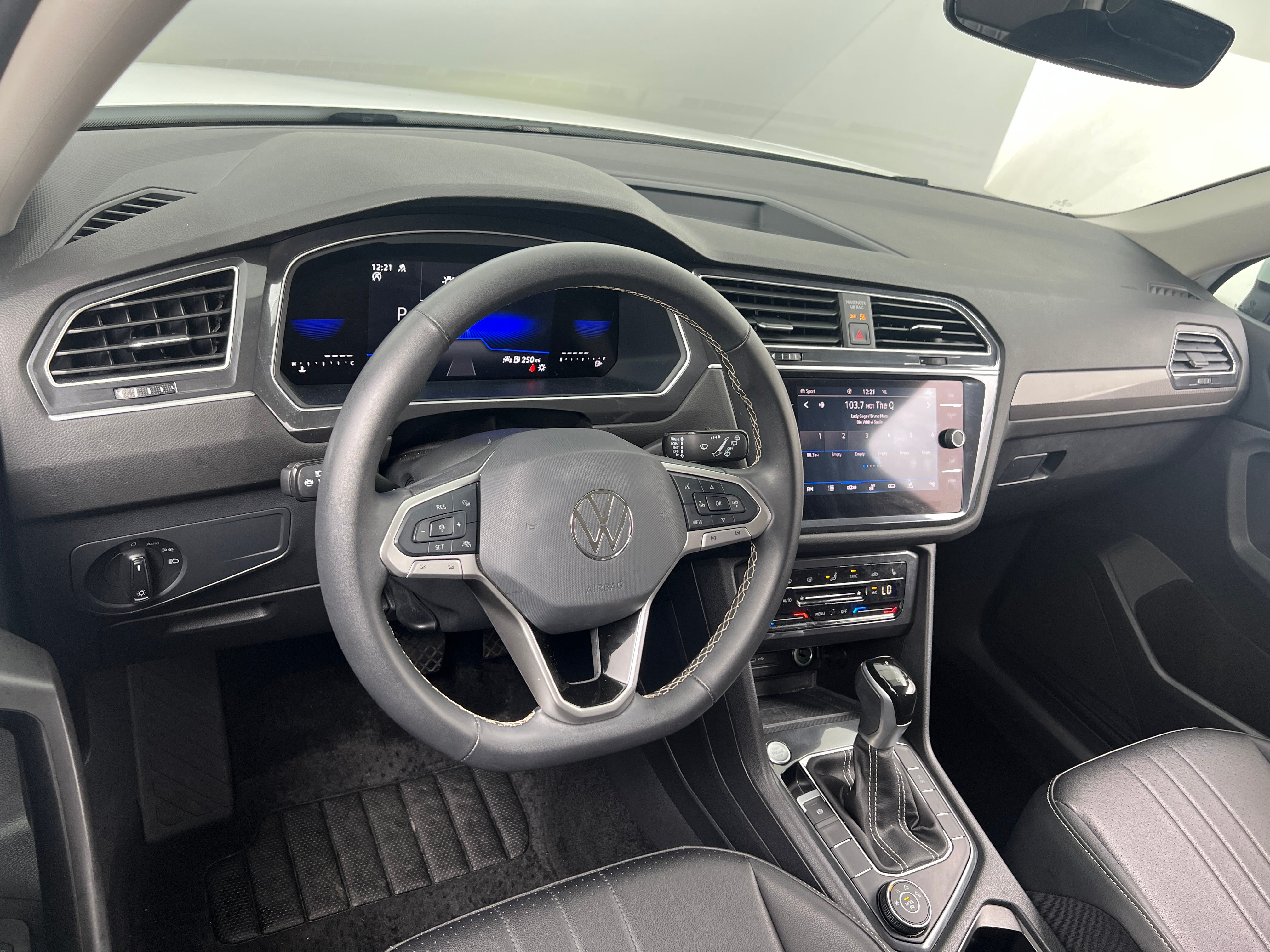 Thumbnail: 2024 Volkswagen Tiguan - 2