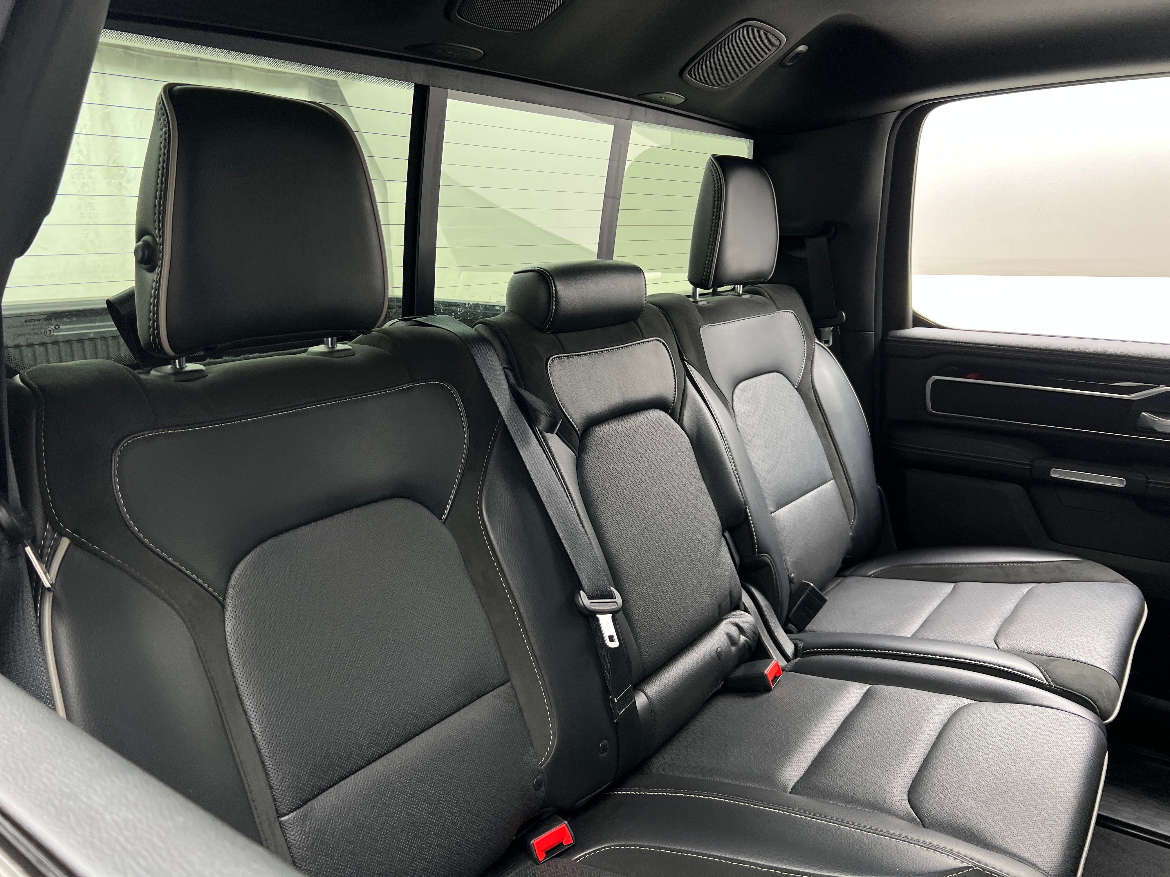 2019 RAM 1500 Laramie 5