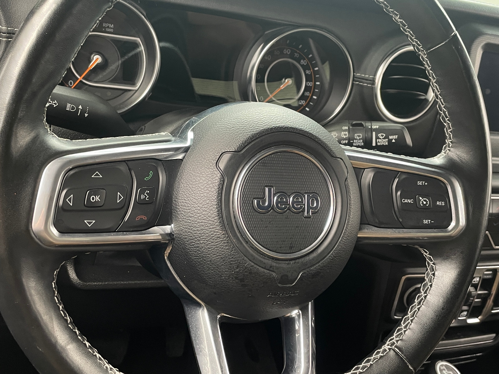 Thumbnail: 2021 Jeep Wrangler - 5
