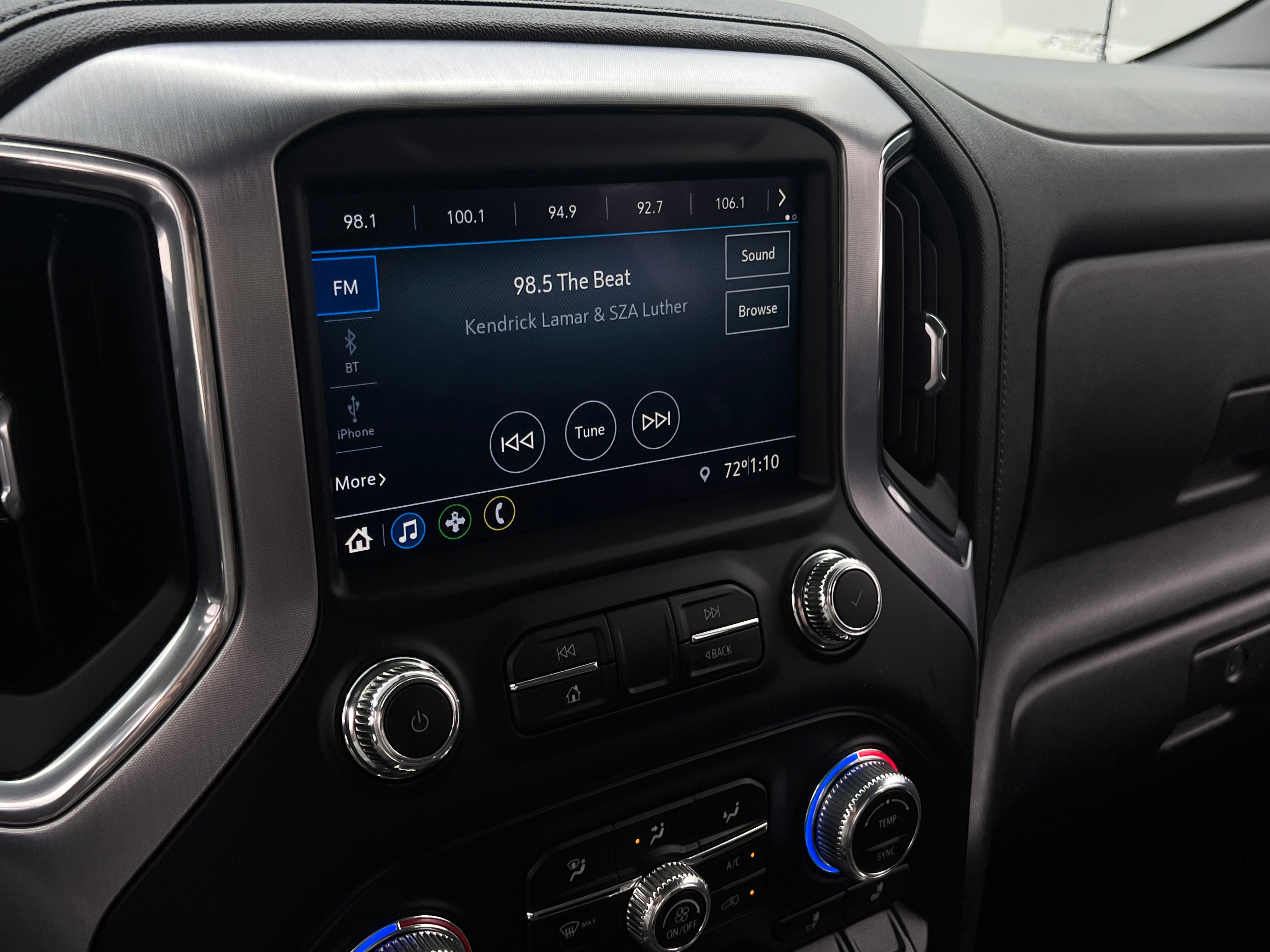 Thumbnail: 2022 GMC Sierra 1500 - 4