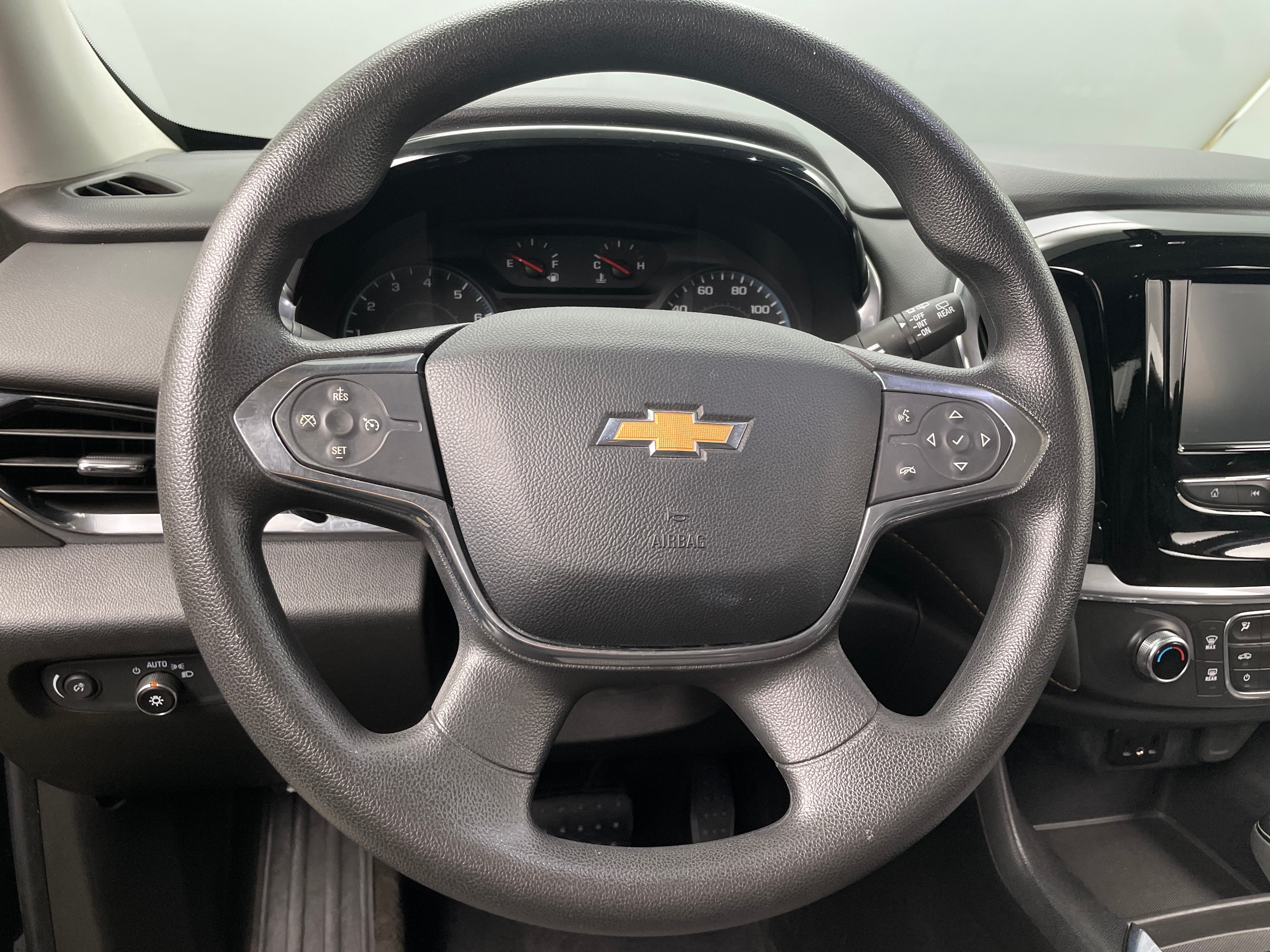 2019 Chevrolet Traverse LS 5