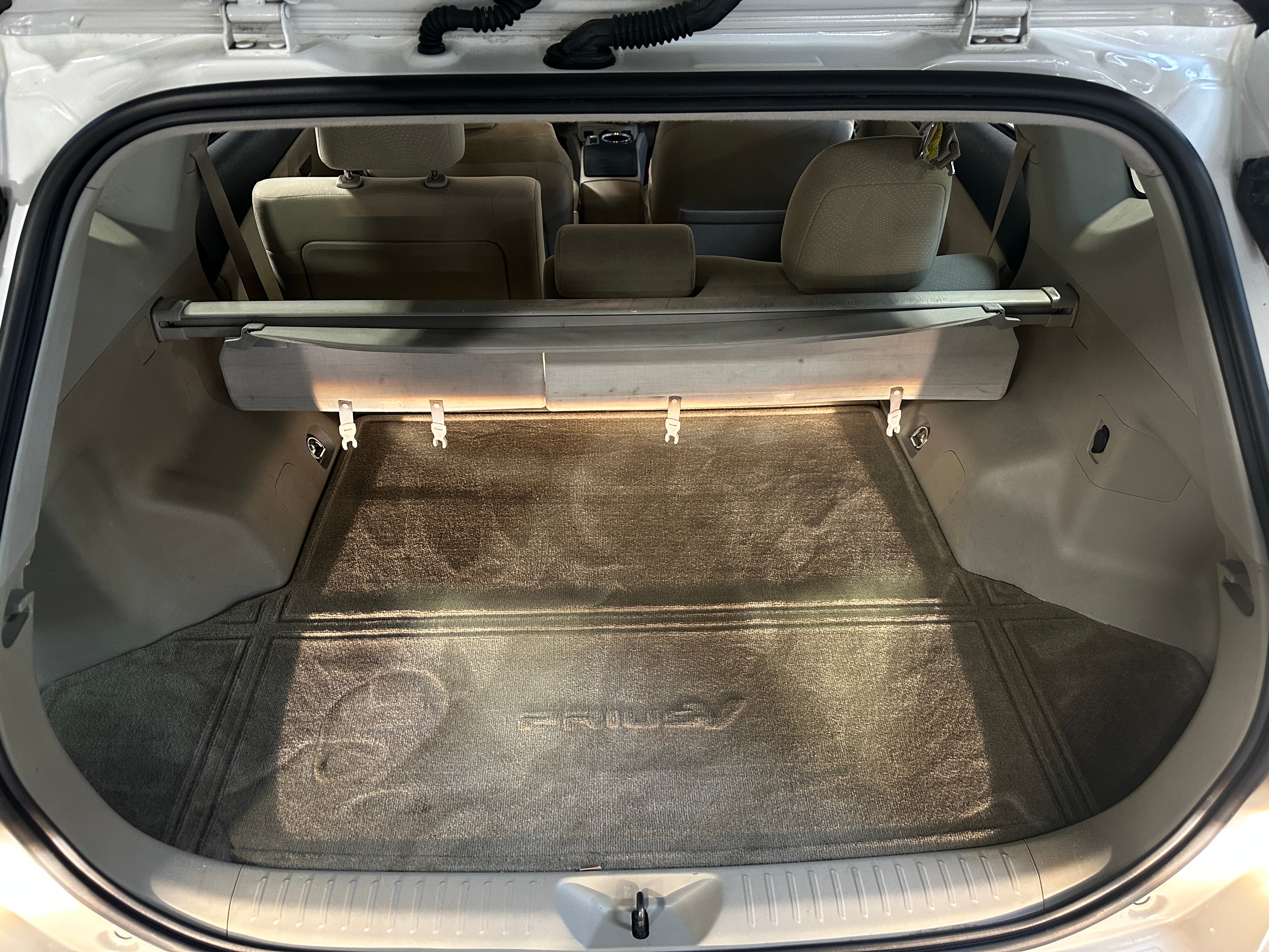 2012 Toyota Prius v Two 7