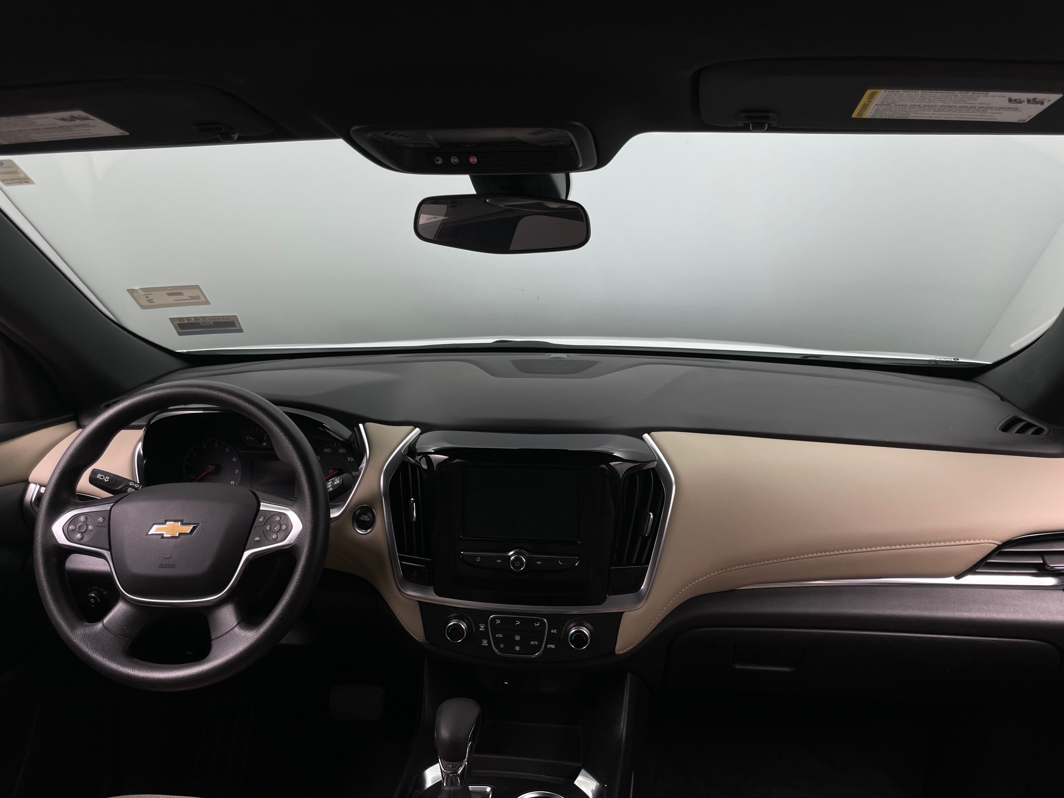 Thumbnail: 2022 Chevrolet Traverse - 3
