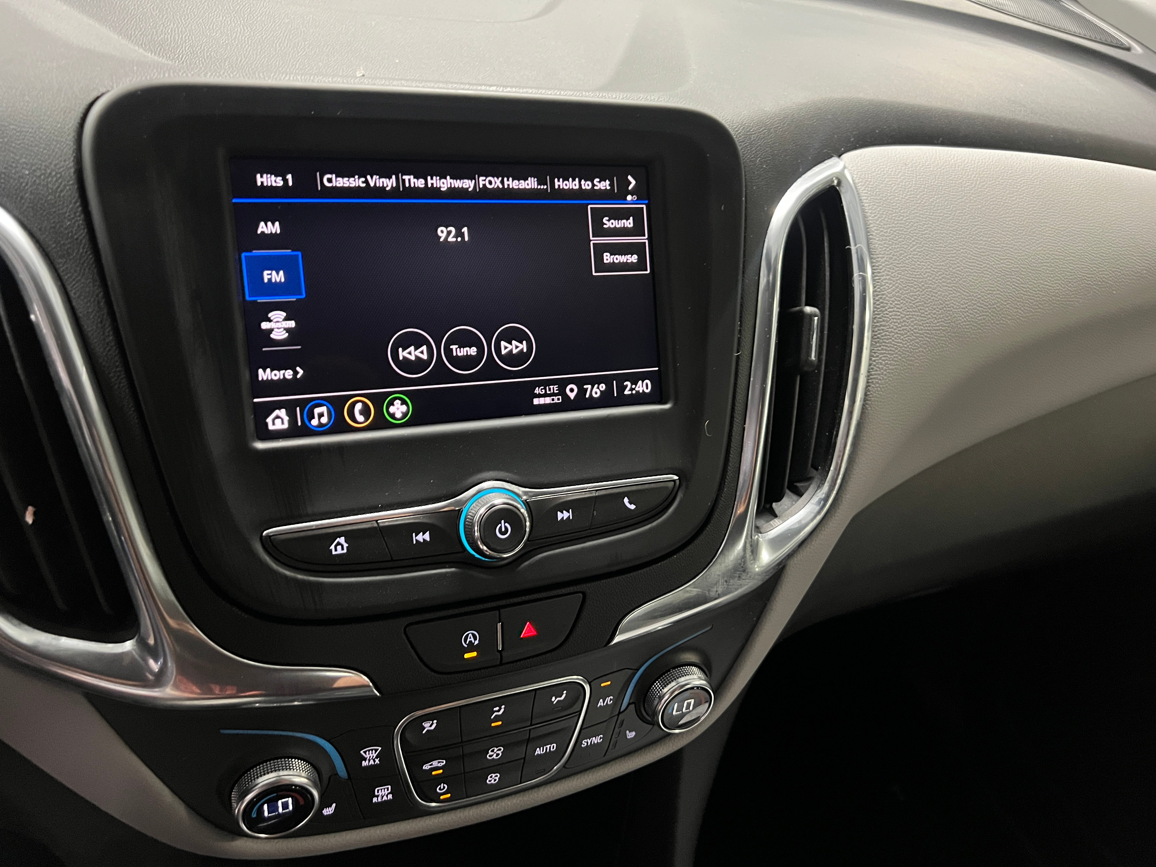 Thumbnail: 2023 Chevrolet Equinox - 4